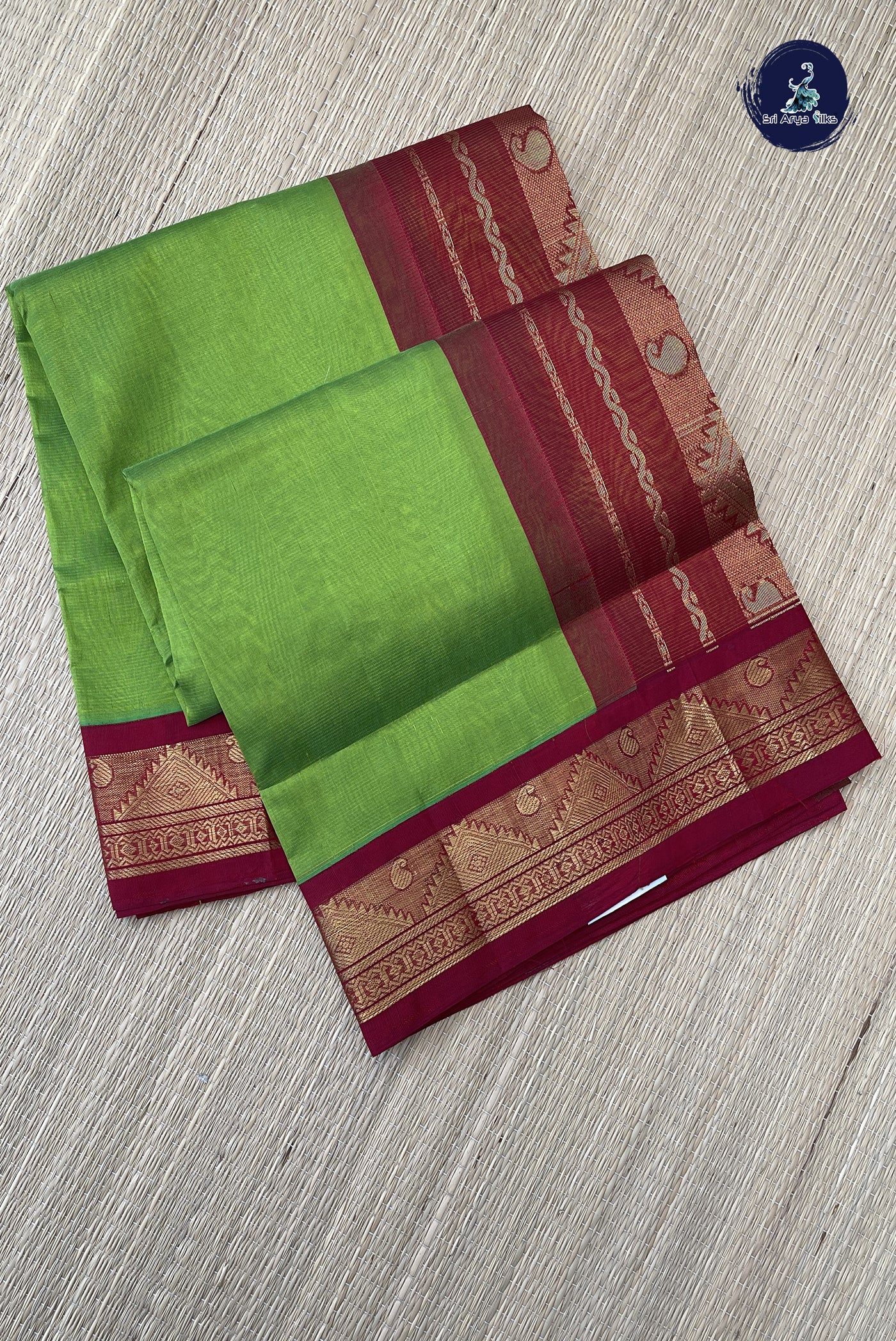 Lime Green Silk Cotton Saree With Vaira Oosi Pattern