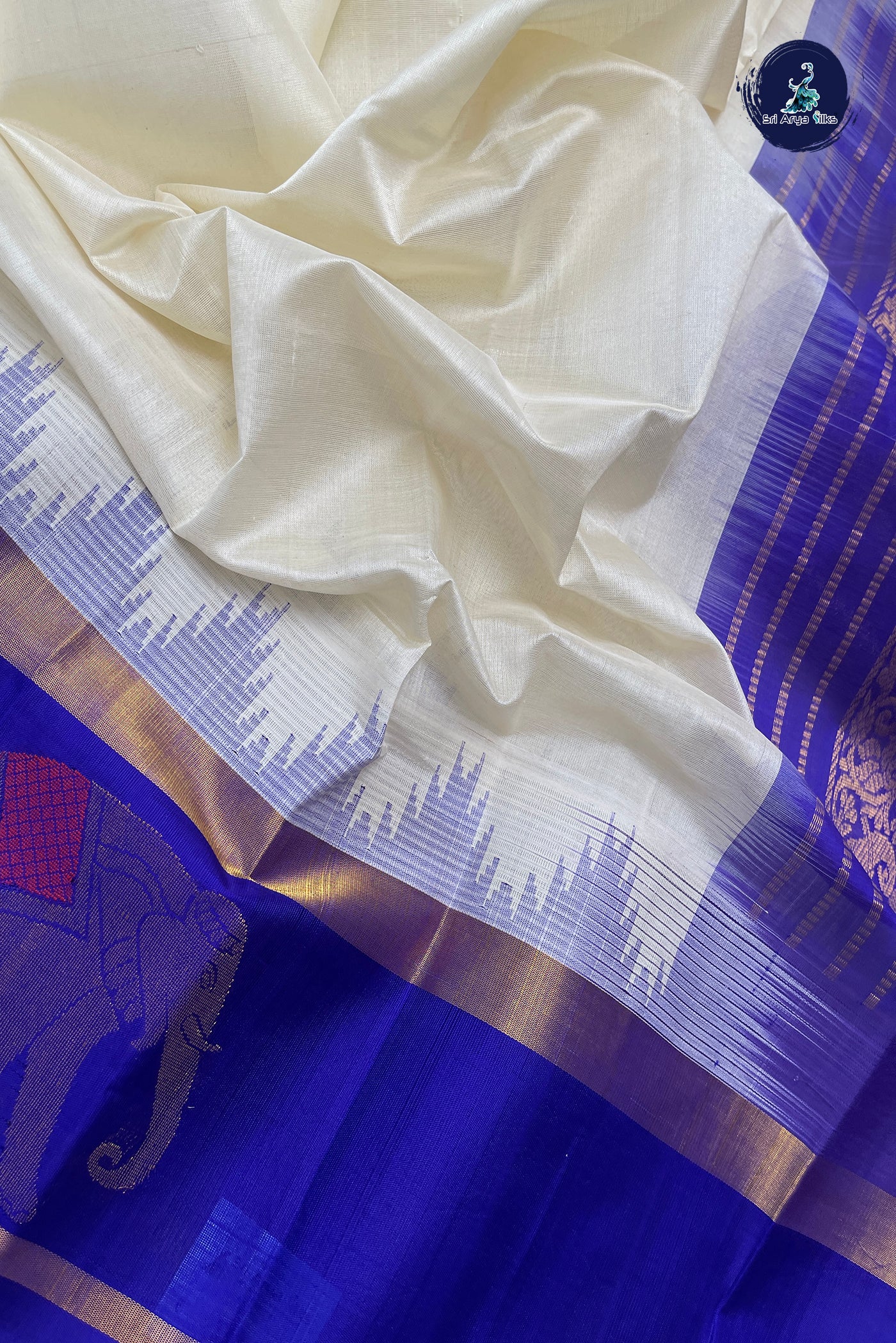 Off White Kuppadam Silk Cotton Saree With Plain Pattern