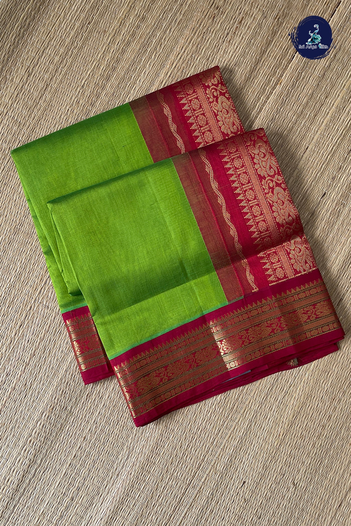 Parrot Green Vaira Oosi Silk Cotton Saree With Vaira Oosi Pattern