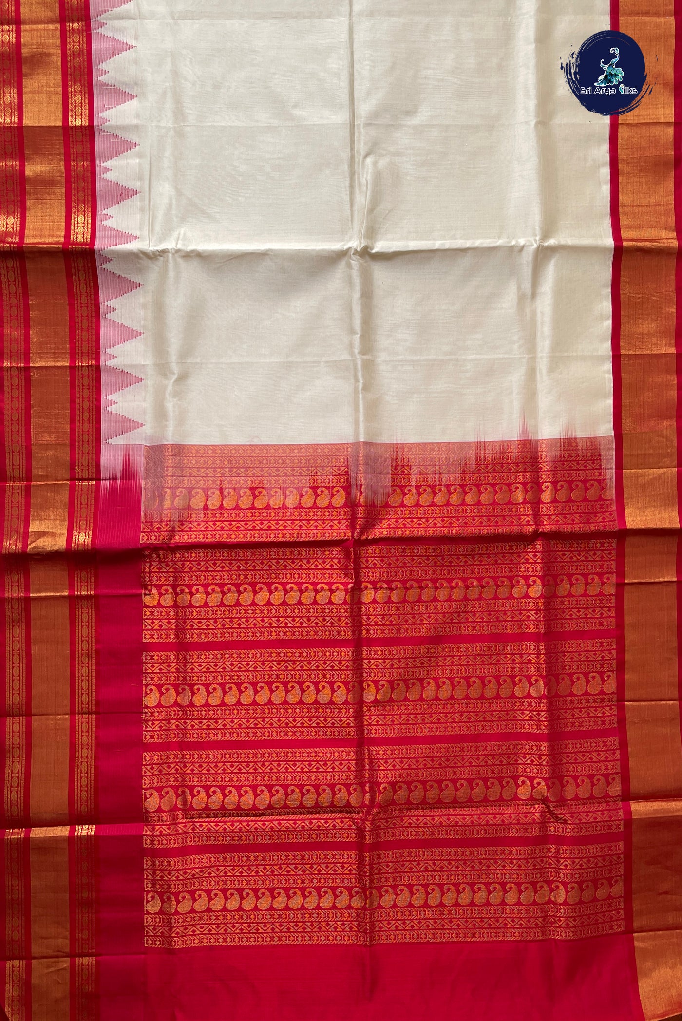 Off White Korvai Silk Cotton Saree With Plain Pattern