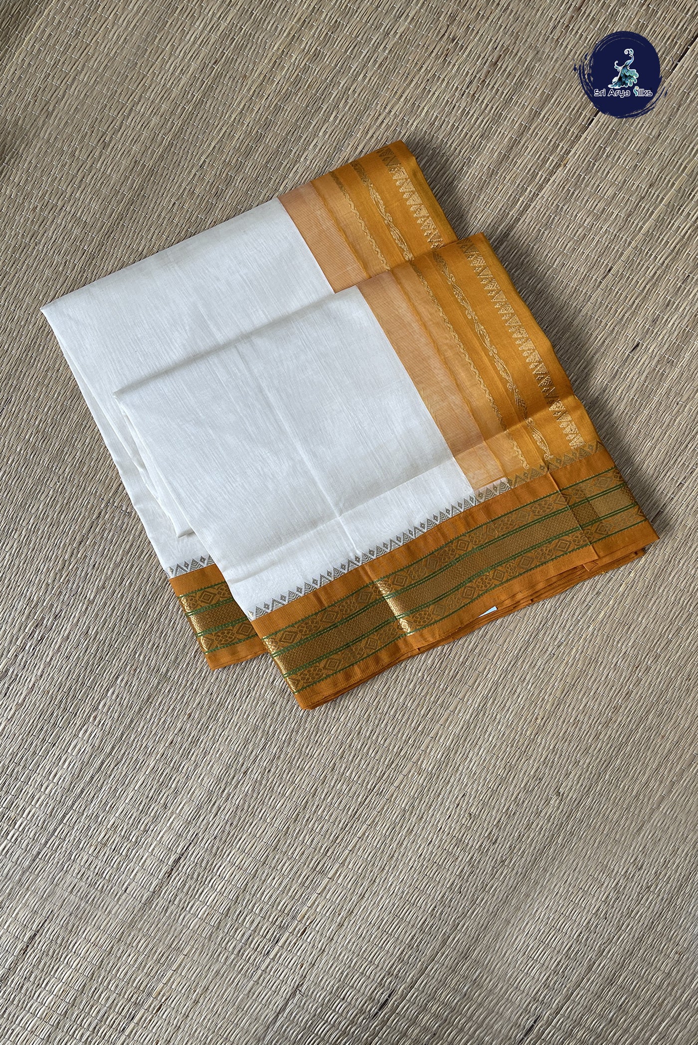 Off White Korvai Silk Cotton Saree With Plain Pattern