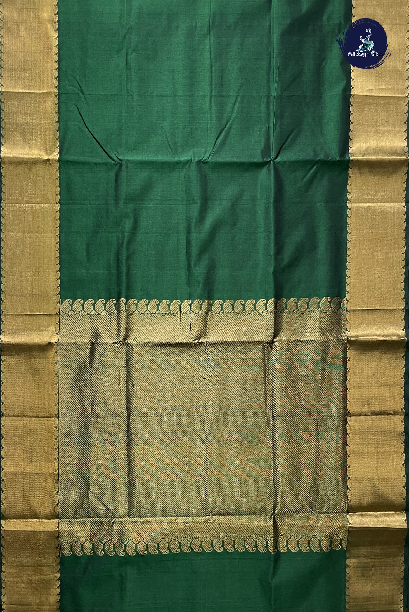 Bottle Green Simple Silk Cotton Saree With Plain Pattern