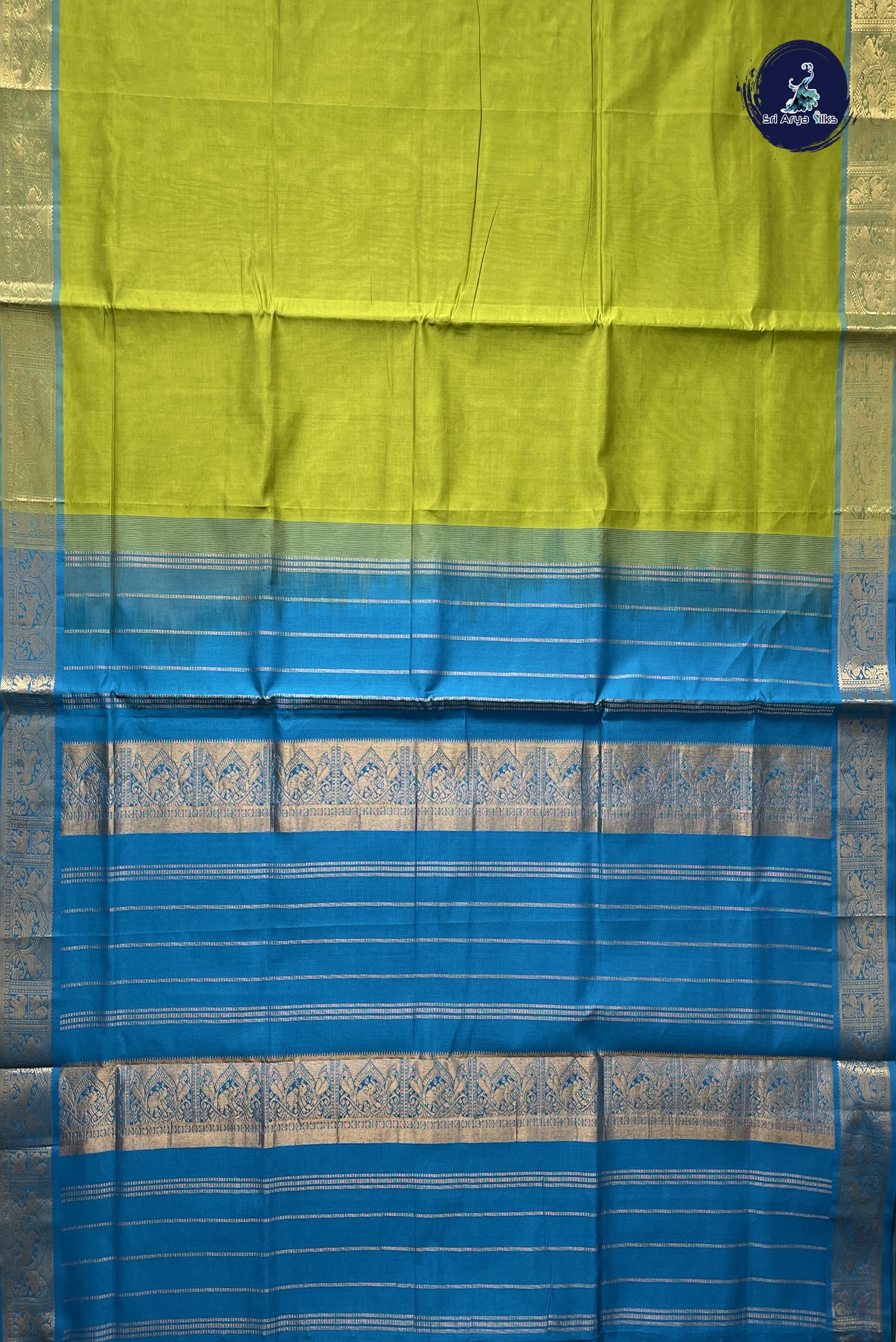 Lime Green Simple Silk Cotton Saree With Plain Pattern