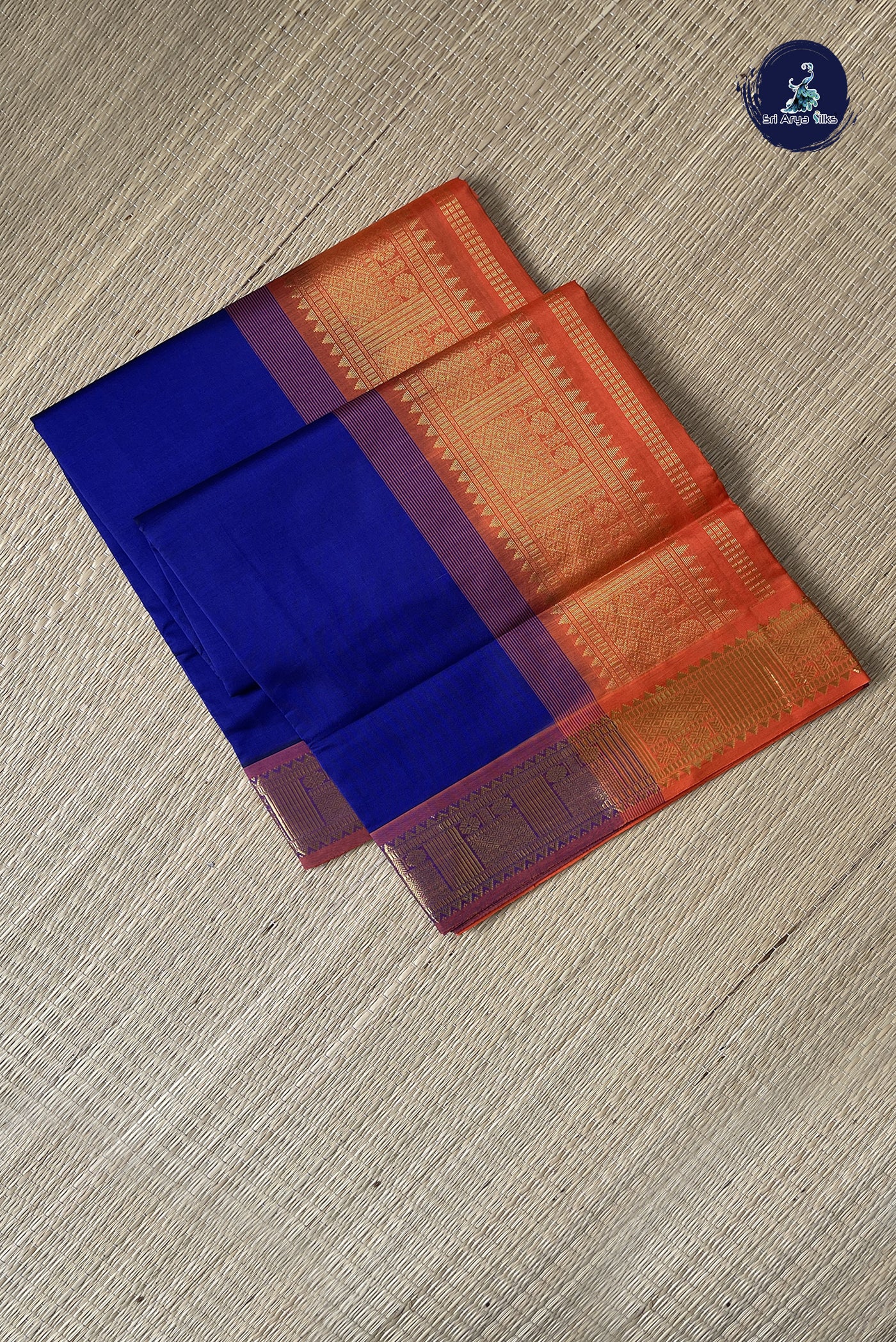 Violet Simple Silk Cotton Saree With Plain Pattern