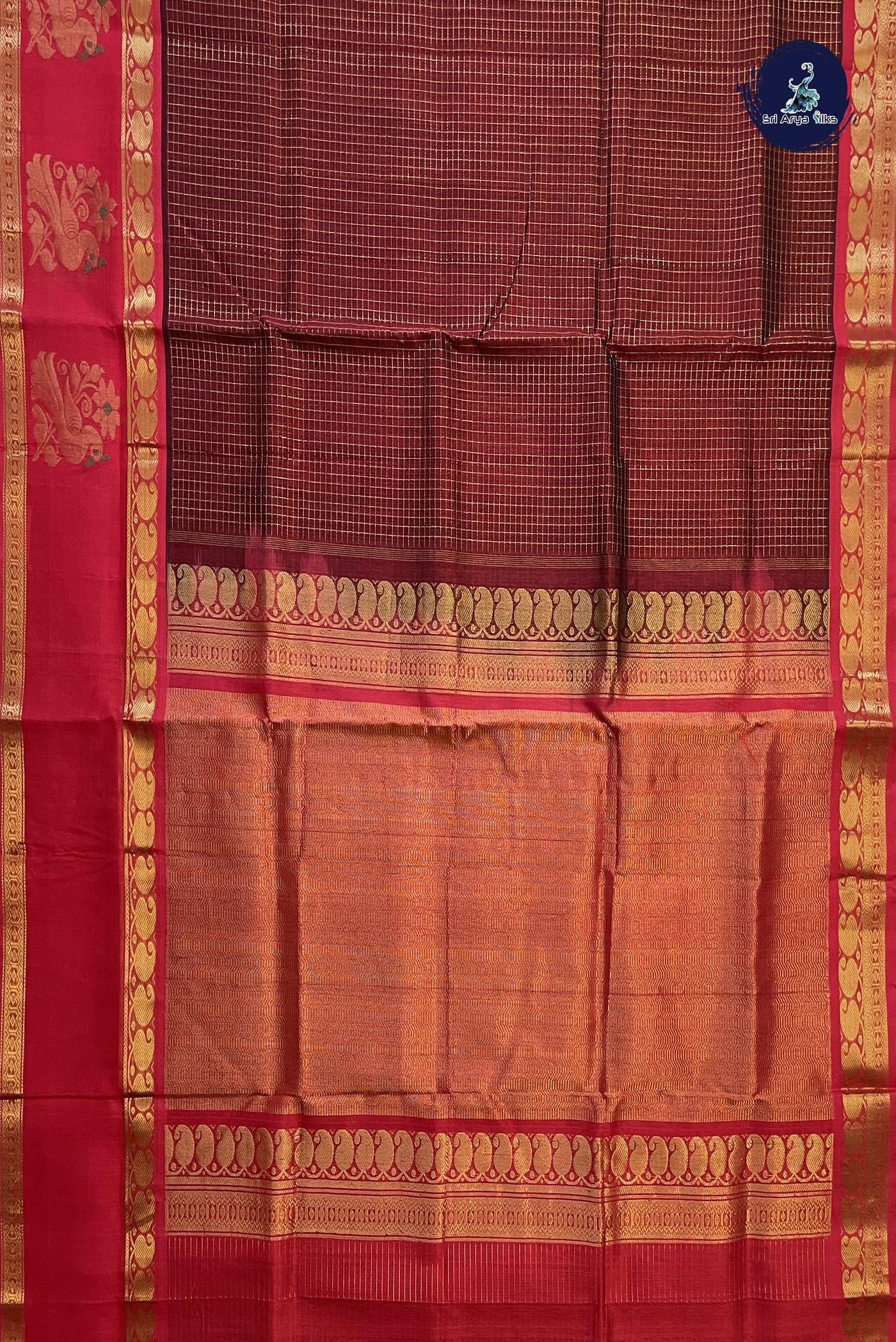 Dual Tone Wine Bridal Silk Cotton Saree With Zari Checked Pattern