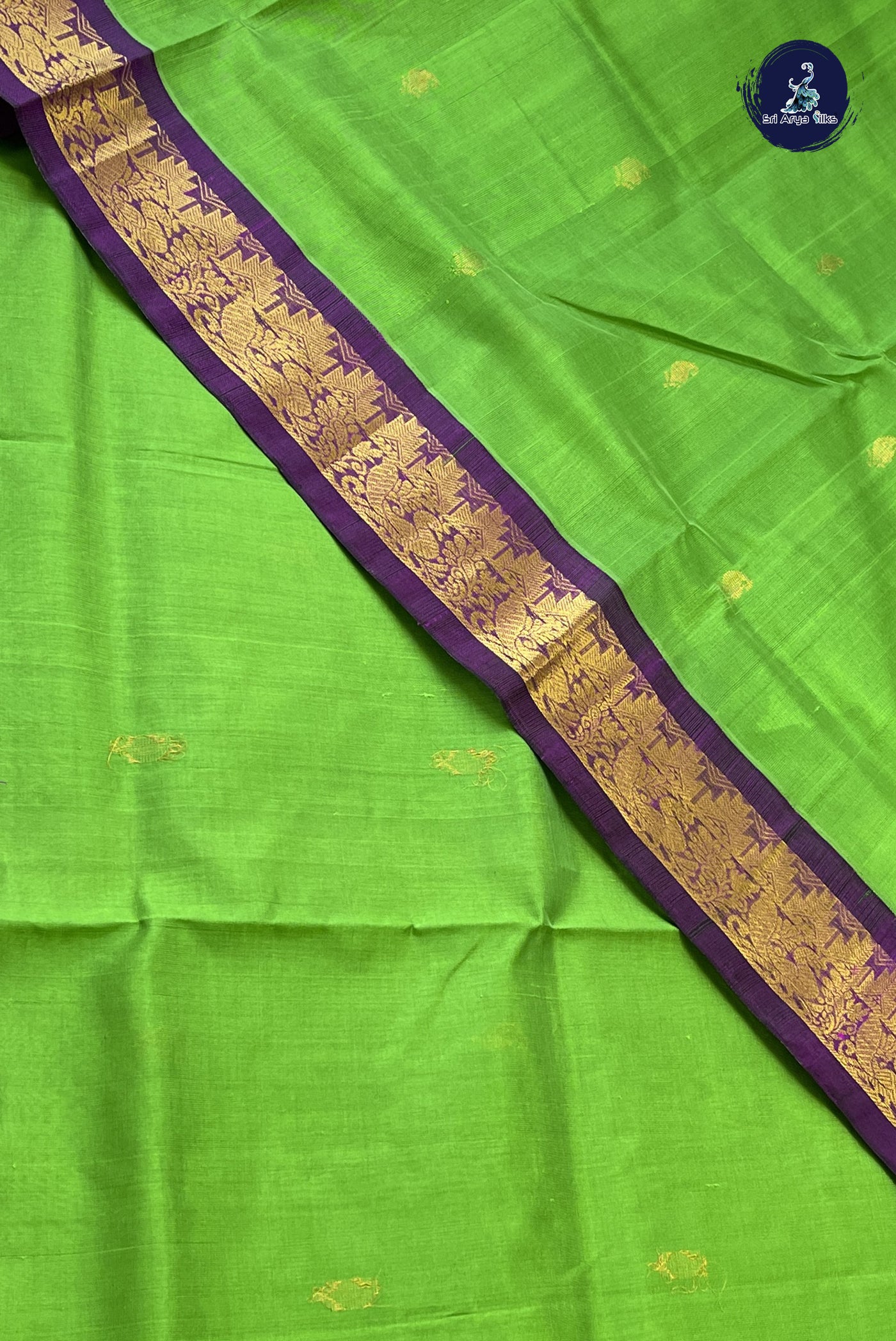 Parrot Green Korvai Silk Cotton Saree With Zari Buttas Pattern