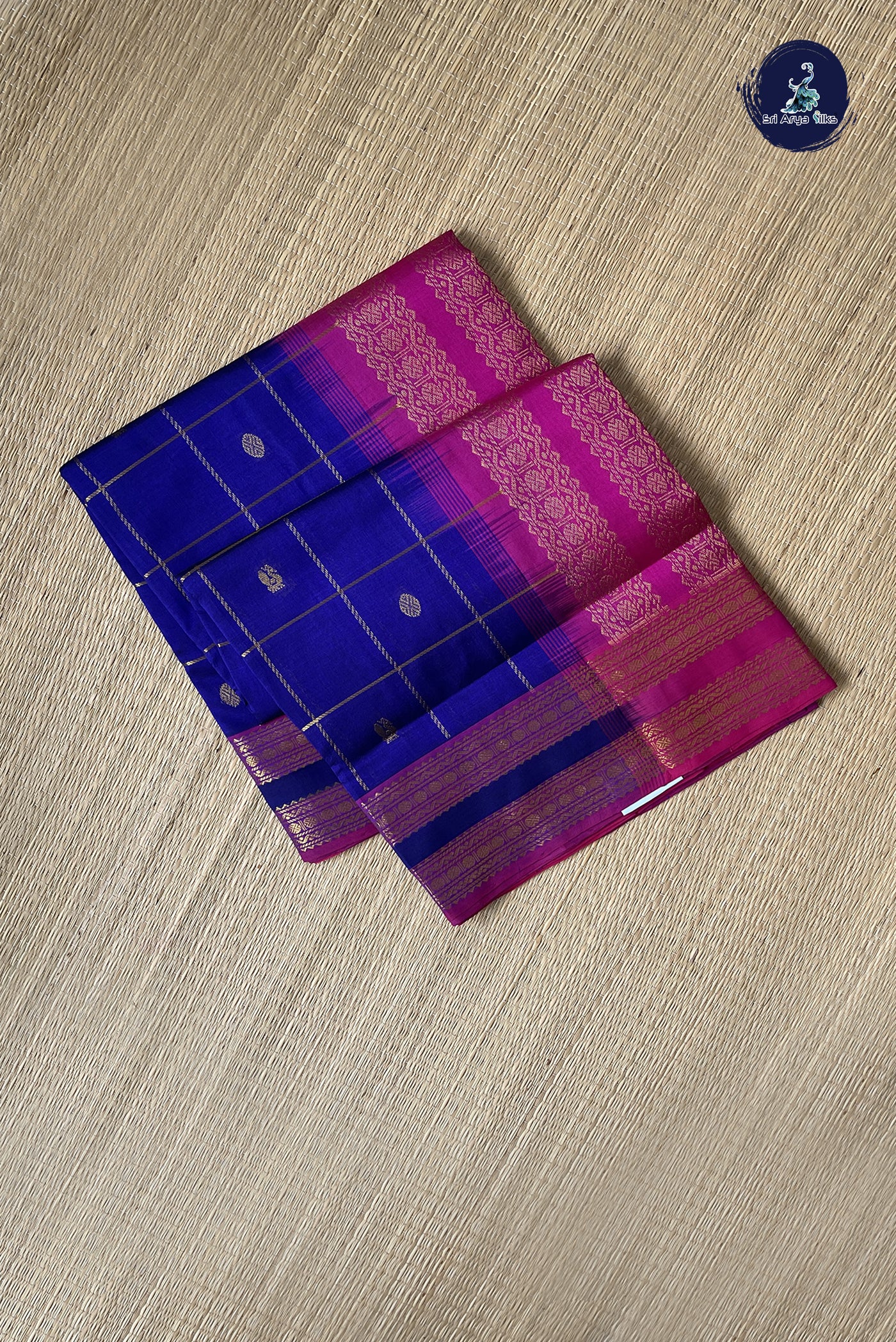 Violet Checked Saree With Zari Checked Pattern