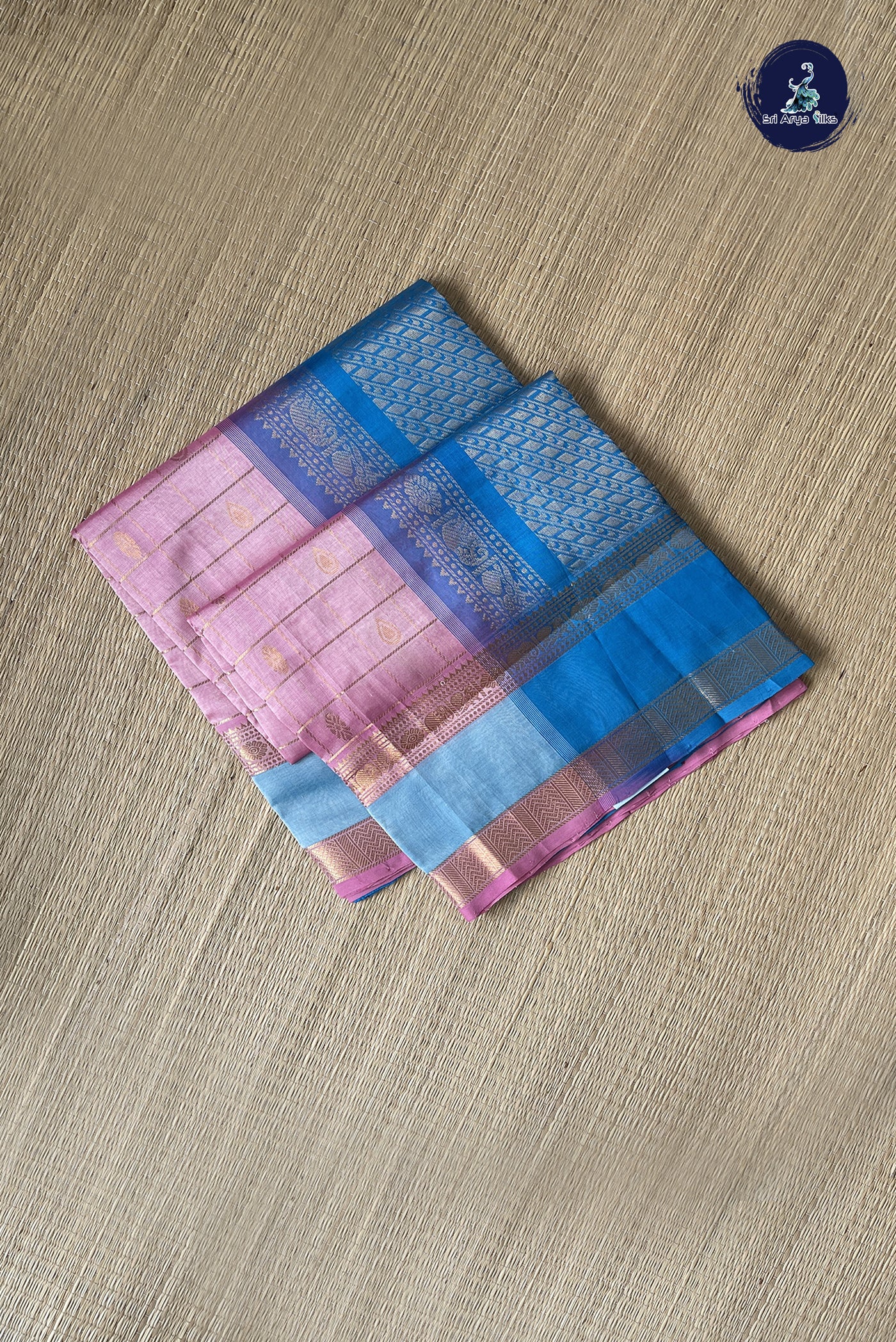 Mauve Pink Checked Saree With Zari Checked Pattern