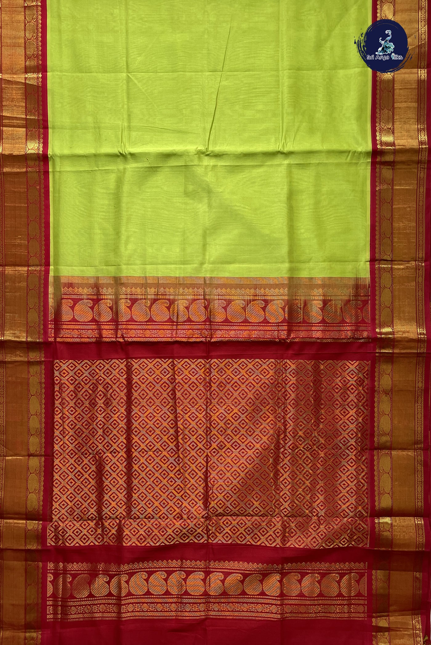 Lime Green Korvai Silk Cotton Saree With Plain Pattern