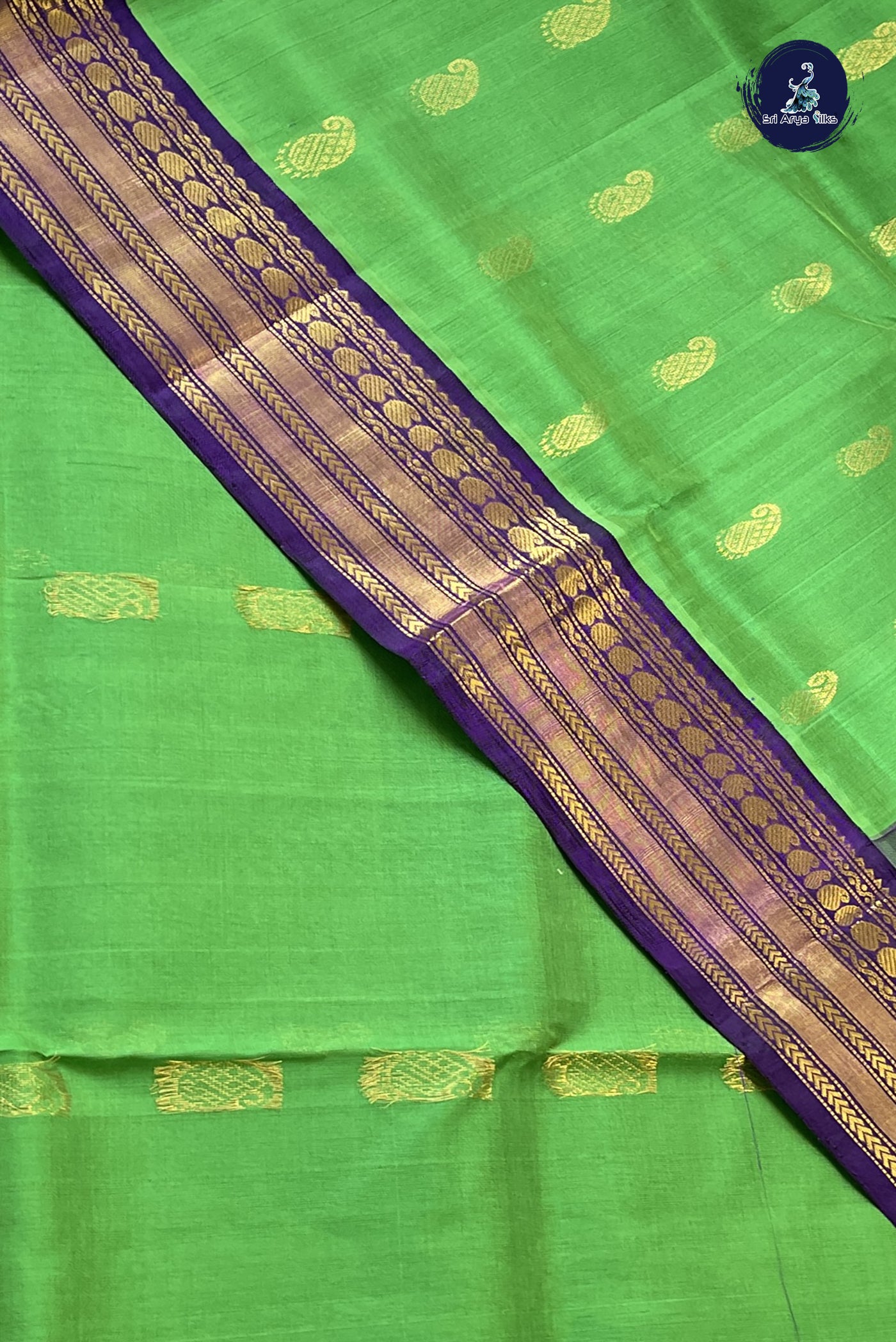 Green Korvai Silk Cotton Saree With Zari Buttas Pattern