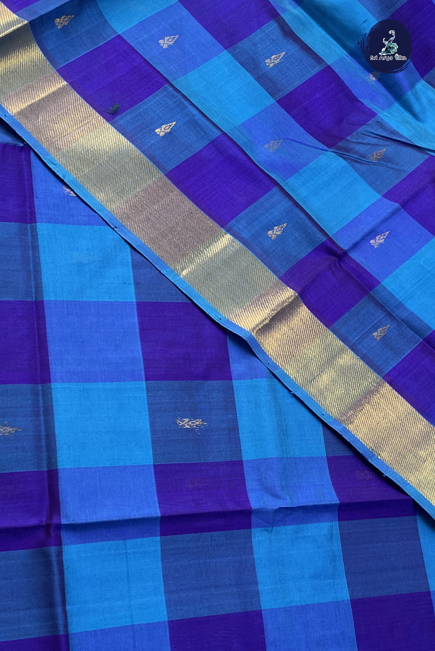 Multi Colour Silk Cotton Saree With Checked Pattern