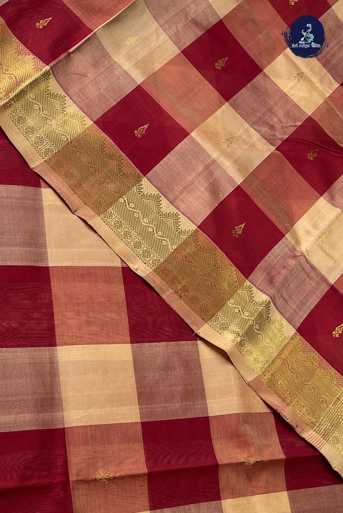 Multi Colour Silk Cotton Saree With Checked Pattern