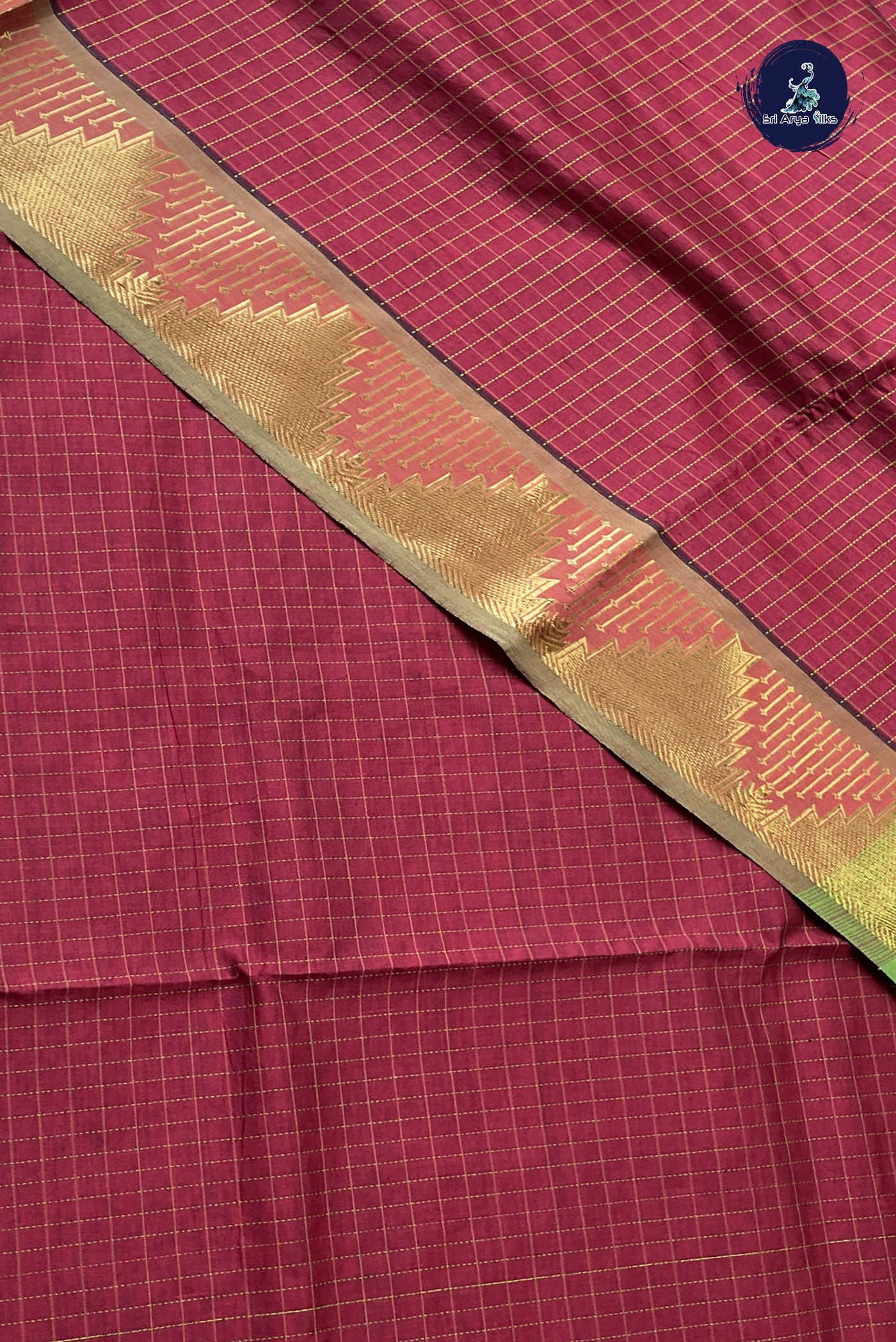 Brick Red Checked Saree With Checked Pattern