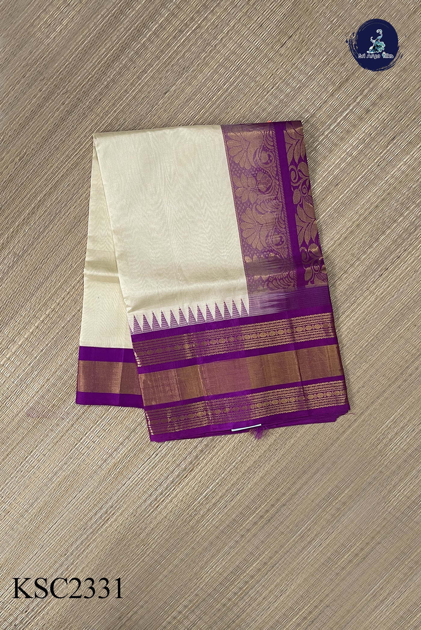 Cream Korvai Silk Cotton Saree With Plain Pattern