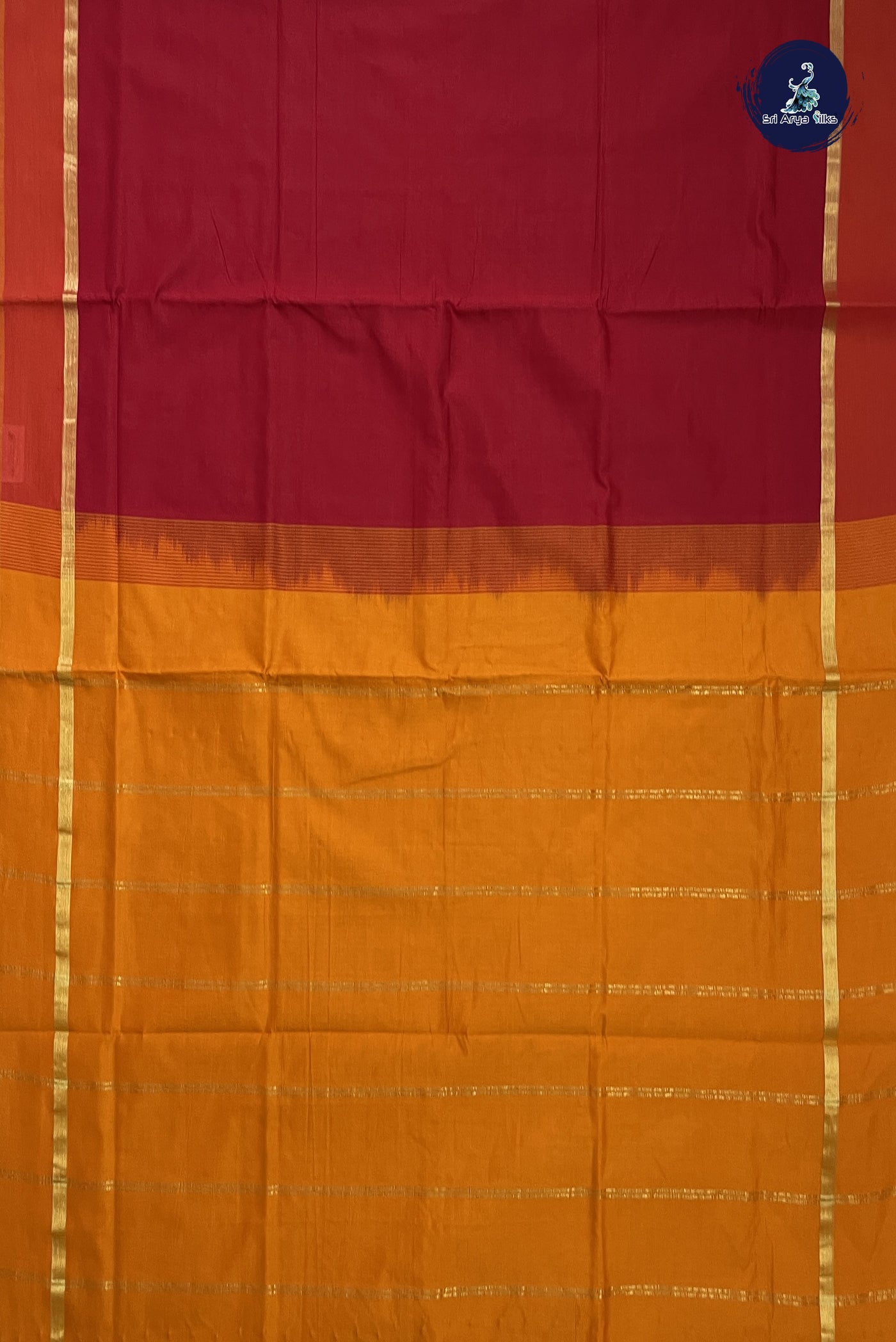 Red Semi Silk Cotton Saree With Plain Pattern