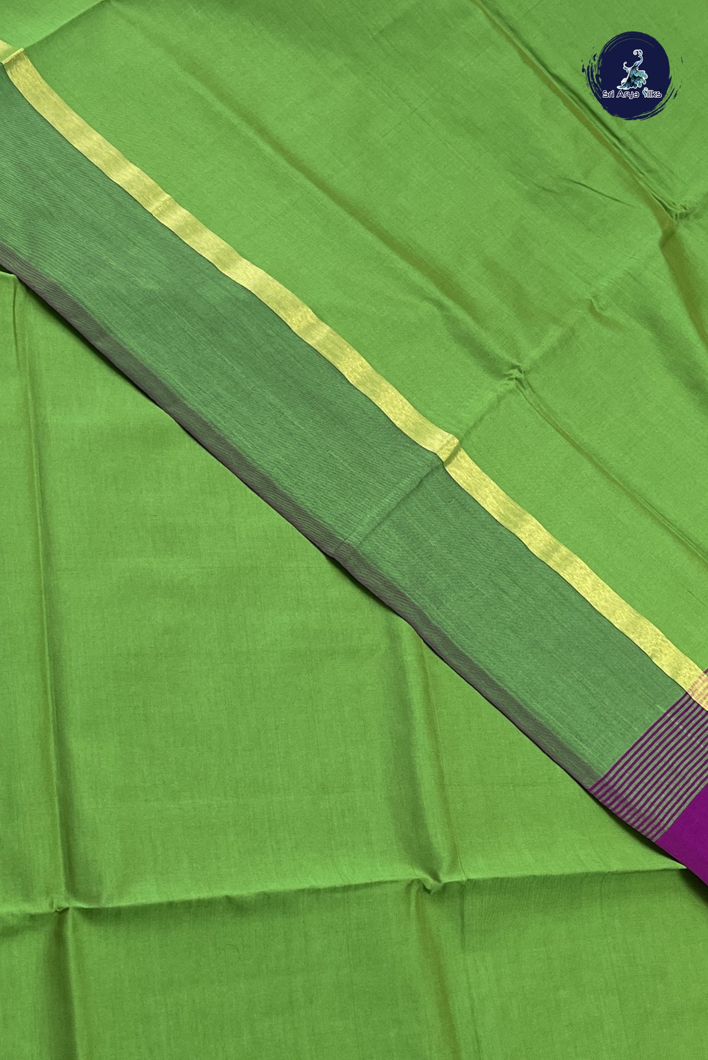 Light Green Semi Silk Cotton Saree With Plain Pattern