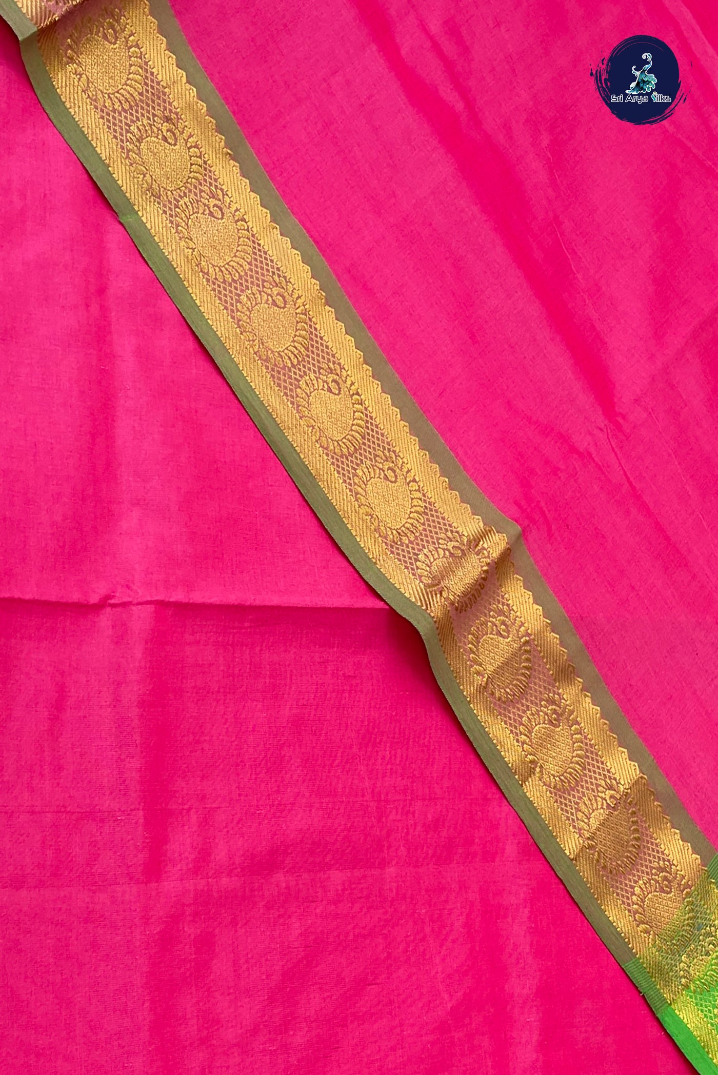 Candy Pink Semi Silk Cotton Saree With Plain Pattern