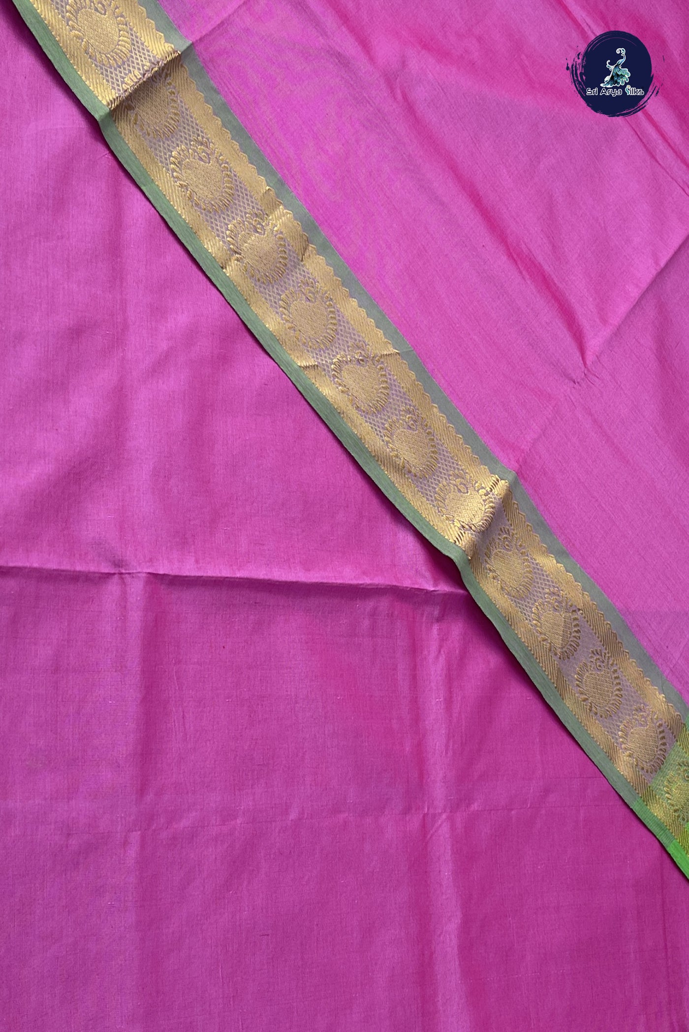 Onion Pink Semi Silk Cotton Saree With Plain Pattern