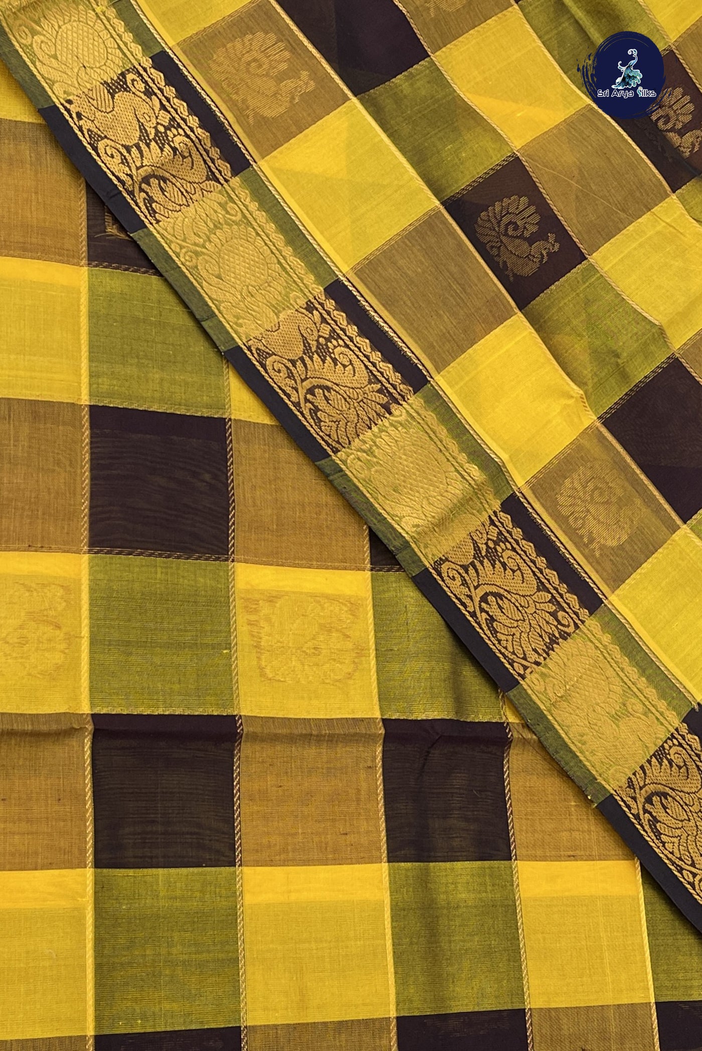 Multi Colour Bridal Silk Cotton Saree With Paalum Pazham Kattam Pattern