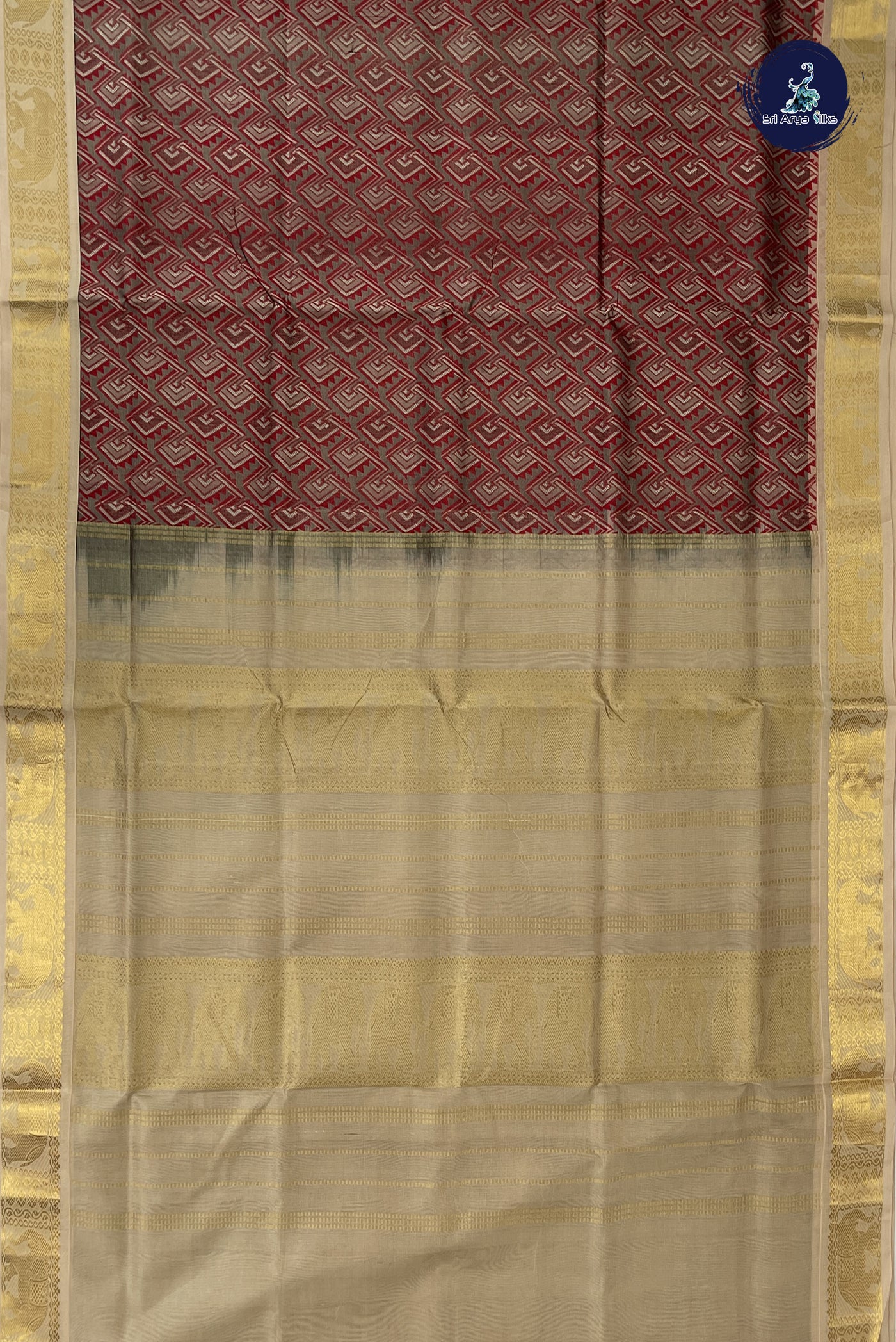 Red Korvai Silk Cotton Saree With Embossed Pattern