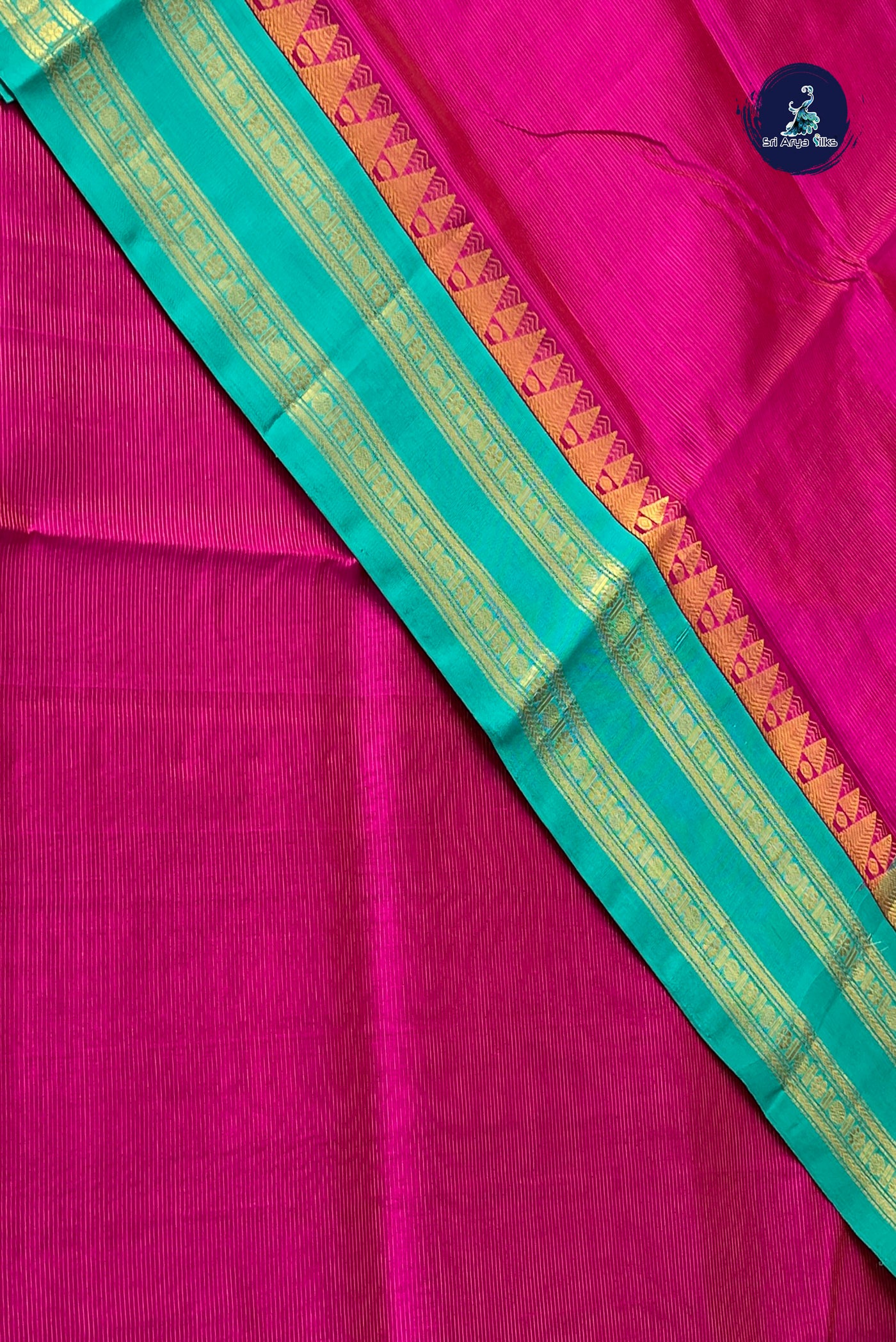 Magenta Pink Vaira Oosi Silk Cotton Saree With Vaira Oosi Pattern