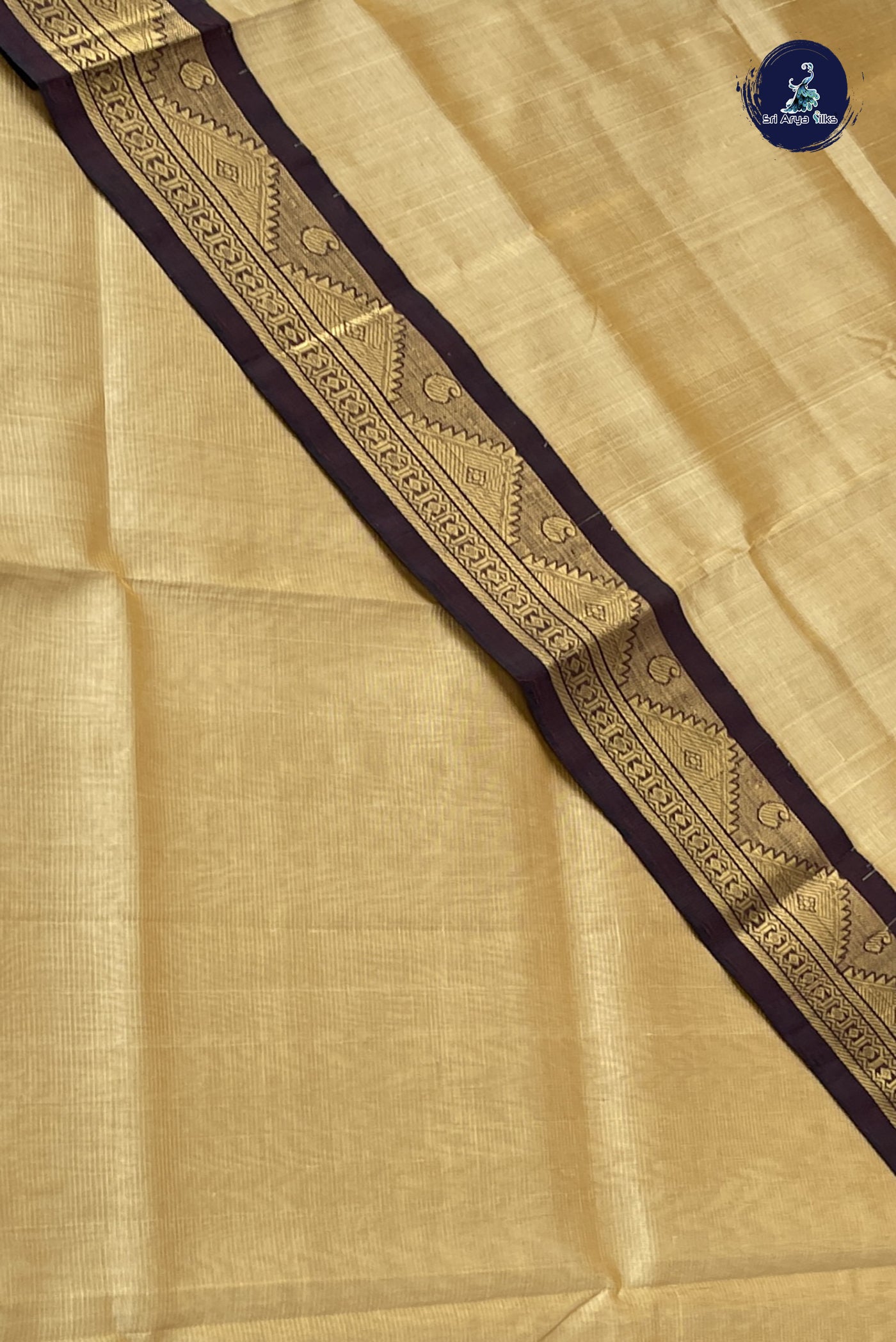 Fawn Vaira Oosi Silk Cotton Saree With Vaira Oosi Pattern