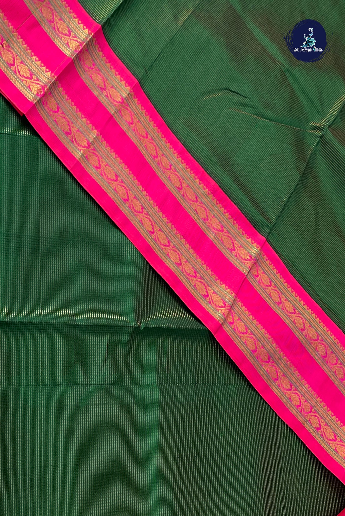 Bottle Green Vaira Oosi Silk Cotton Saree With Vaira Oosi Pattern