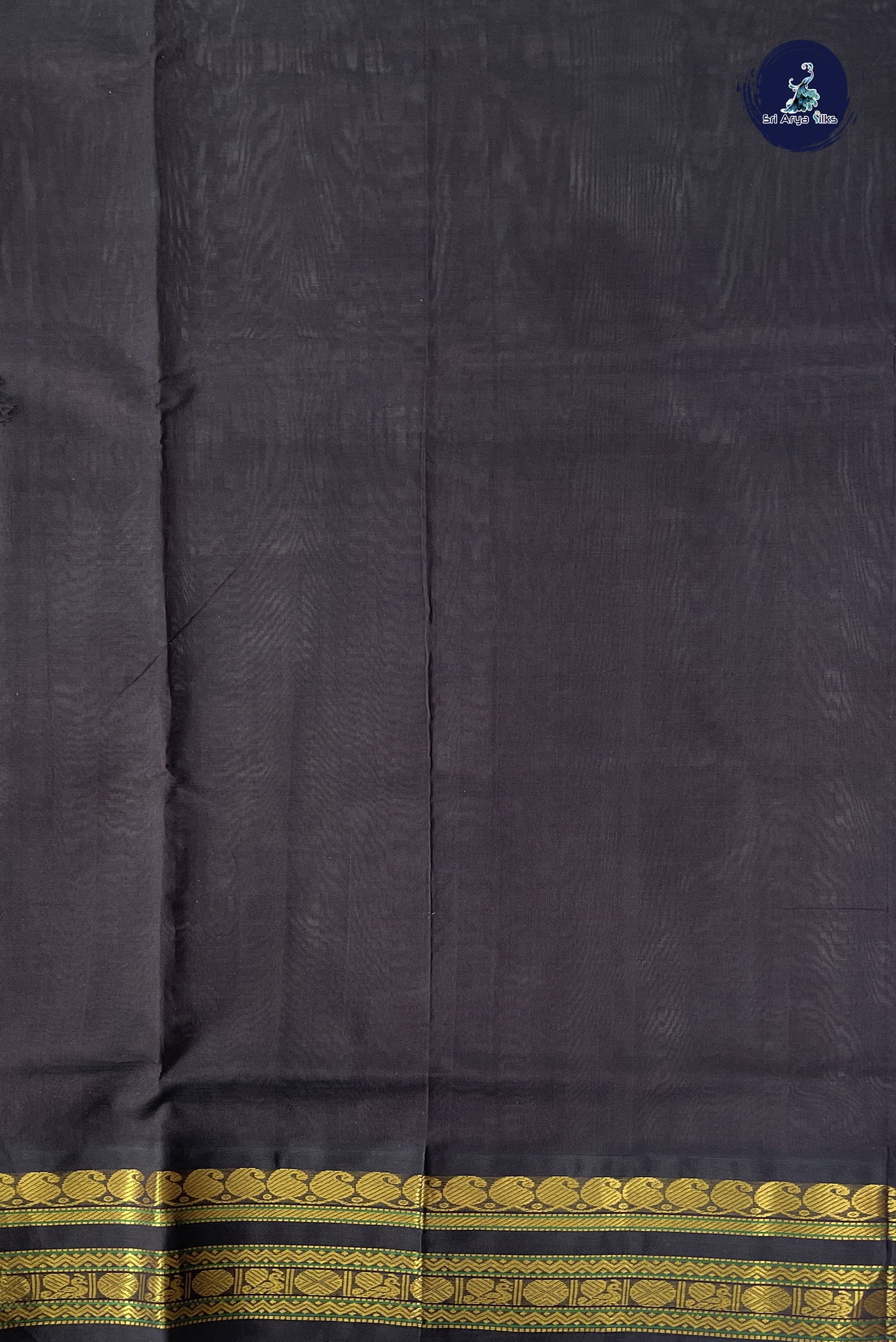 Grey Korvai Silk Cotton Saree With Plain Pattern