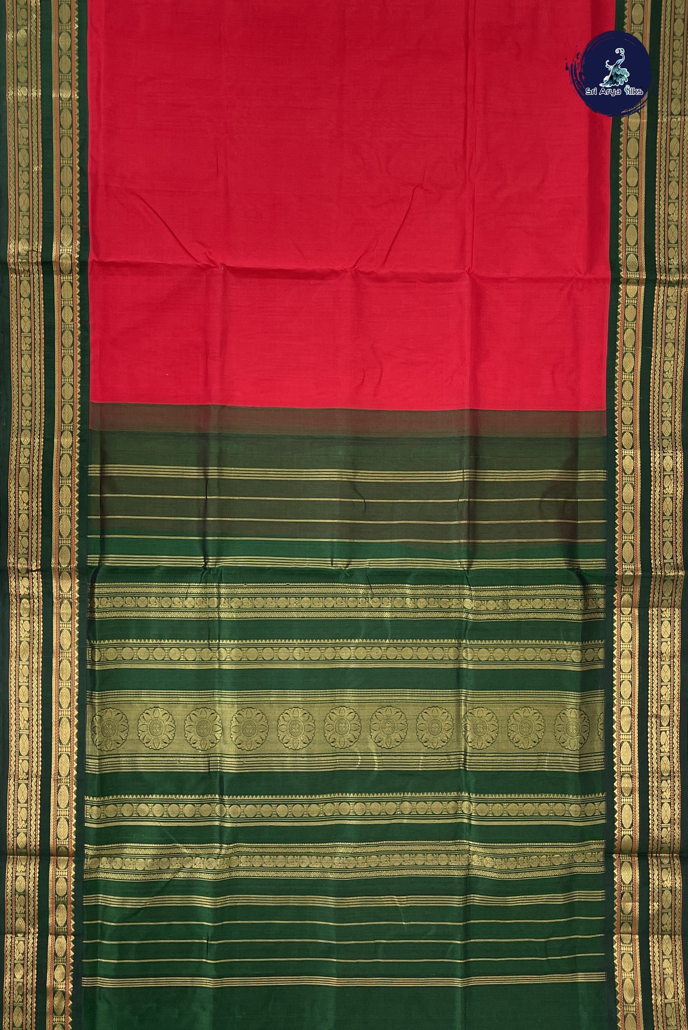 Bright Red Korvai Silk Cotton Saree With Plain Pattern