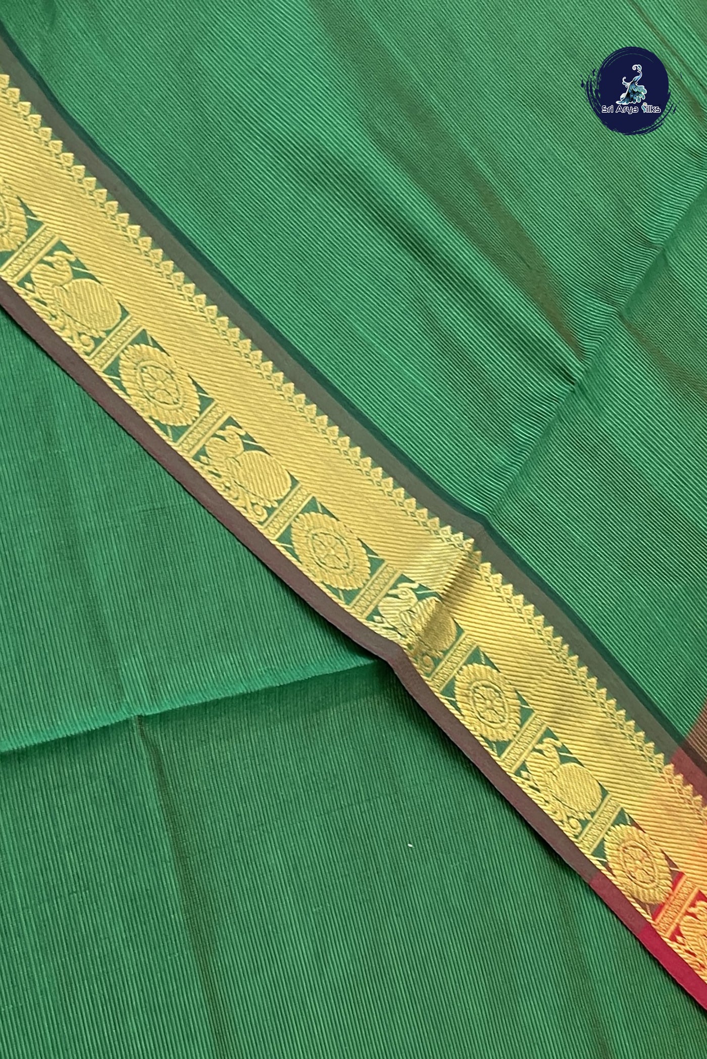 Dark Green Vaira Oosi Silk Cotton Saree With Vaira Oosi Pattern