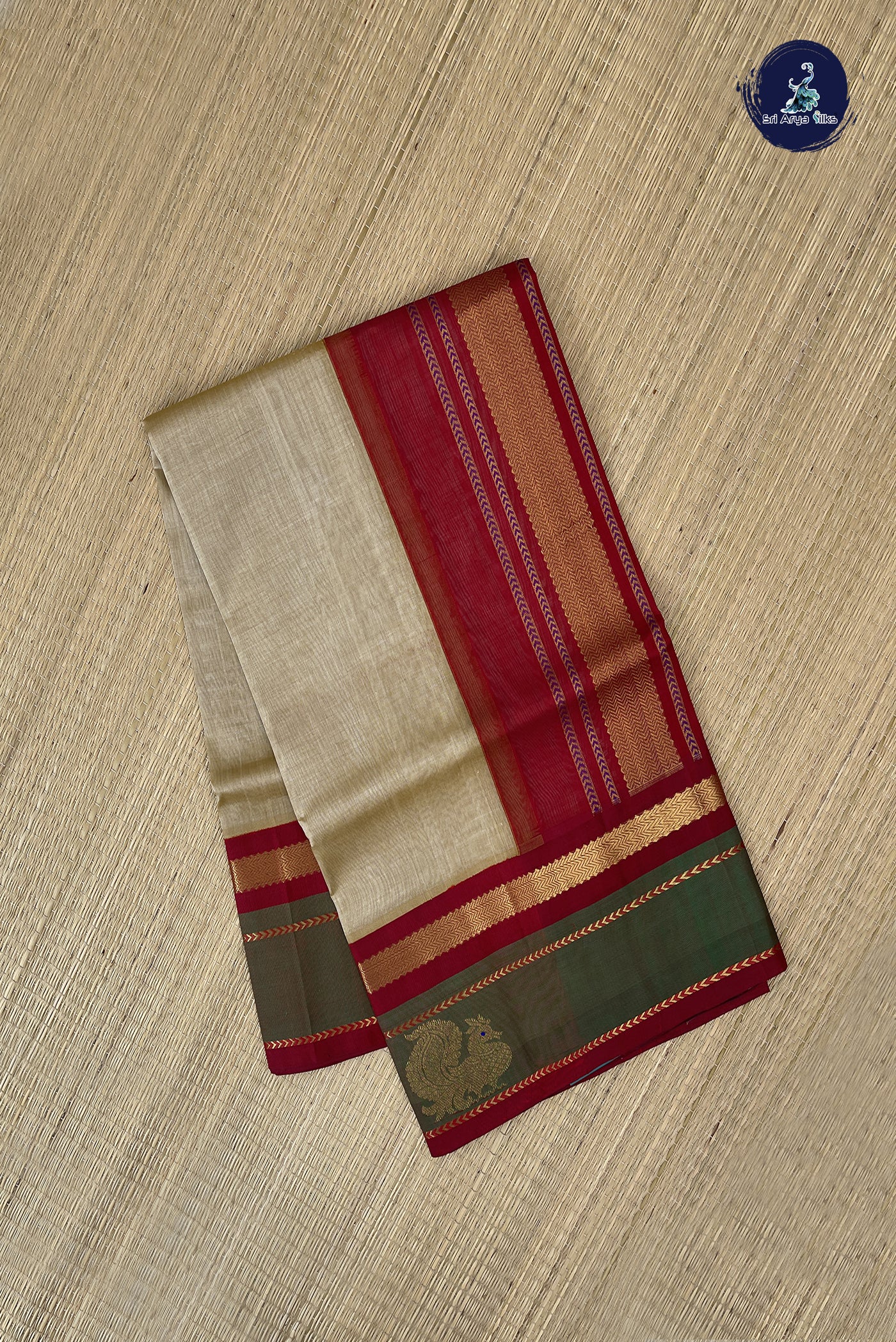 Fawn Korvai Silk Cotton Saree With Plain Pattern