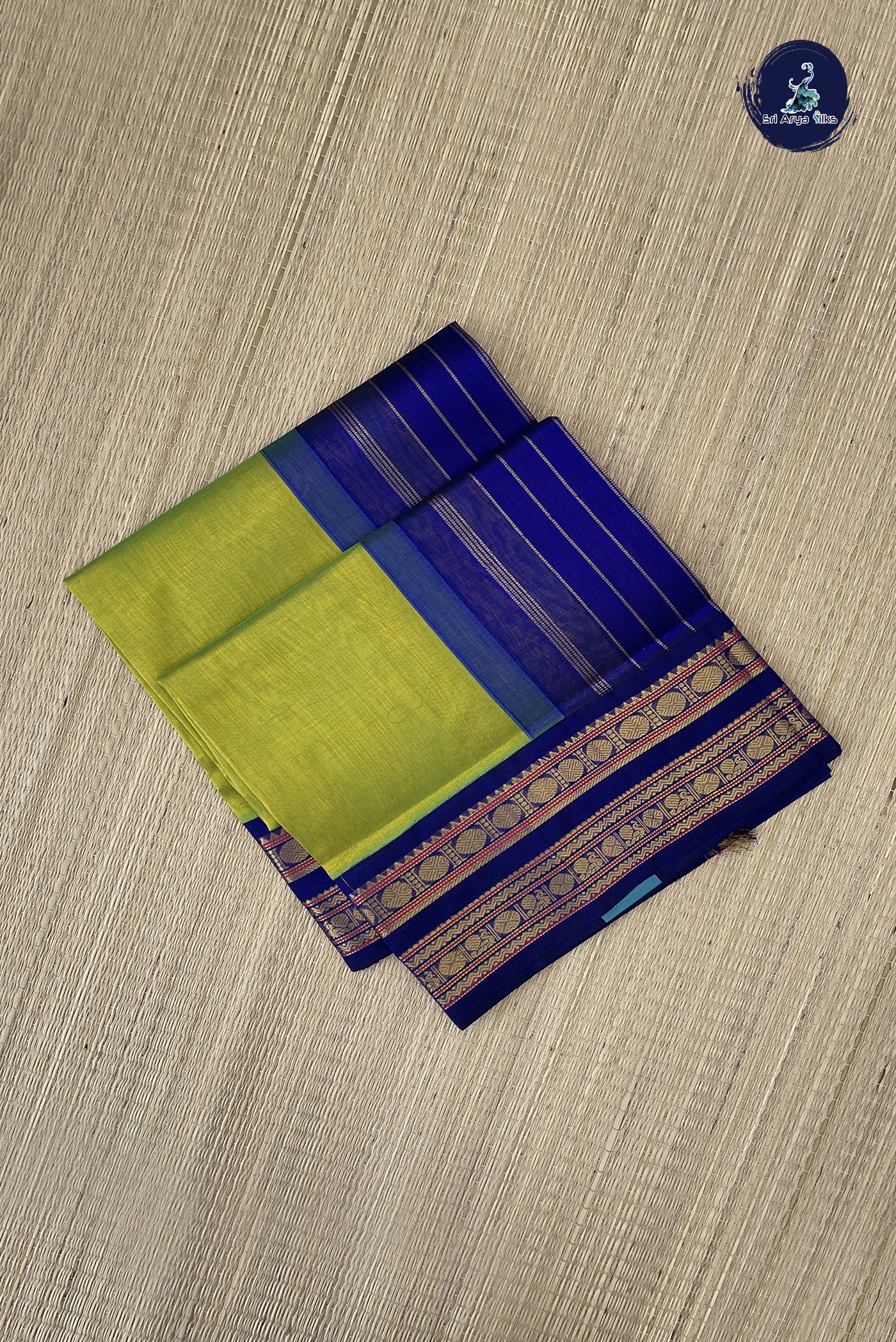 Dual Tone Mehendi Green Korvai Silk Cotton Saree With Plain Pattern