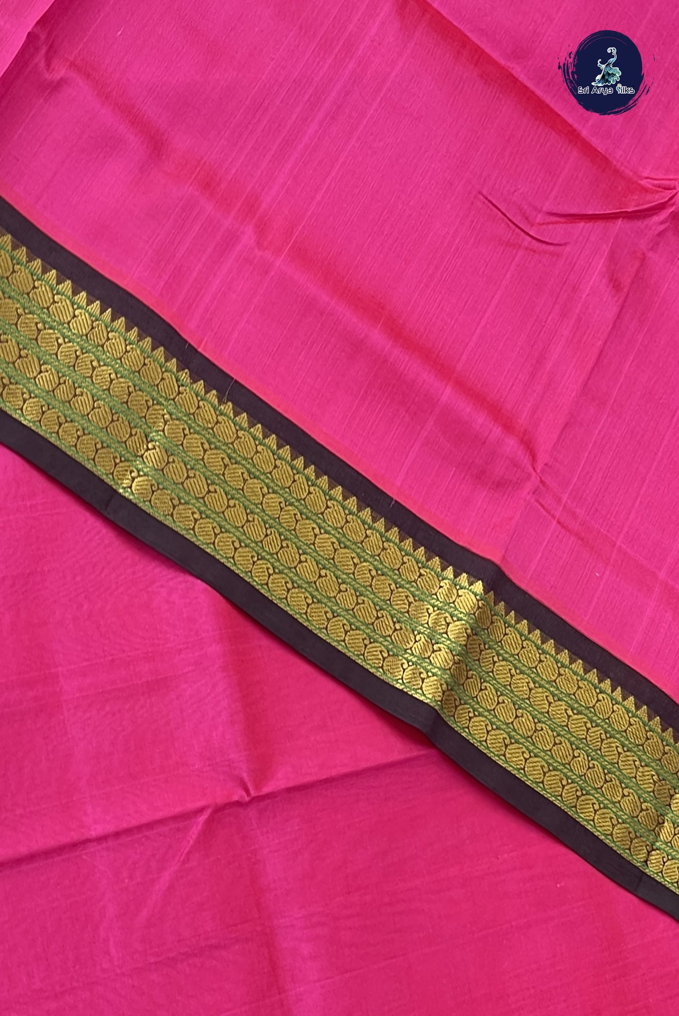 Rani Pink Korvai Silk Cotton Saree With Plain Pattern