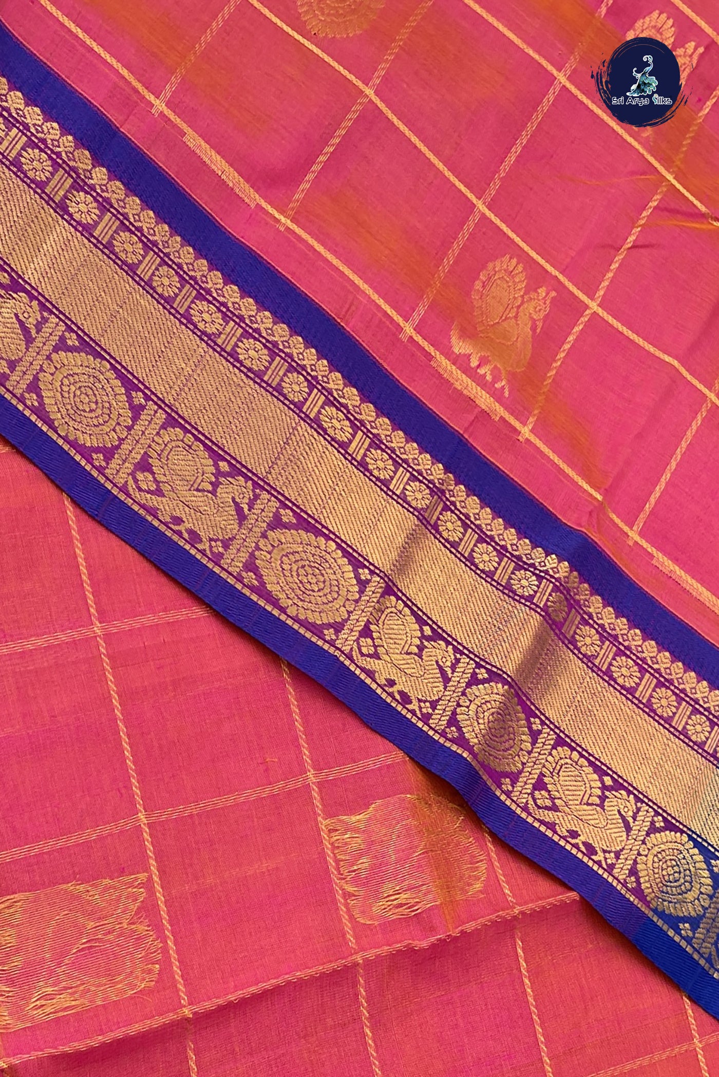 Dual Tone Pink Bridal Silk Cotton Saree With Zari Checked Pattern