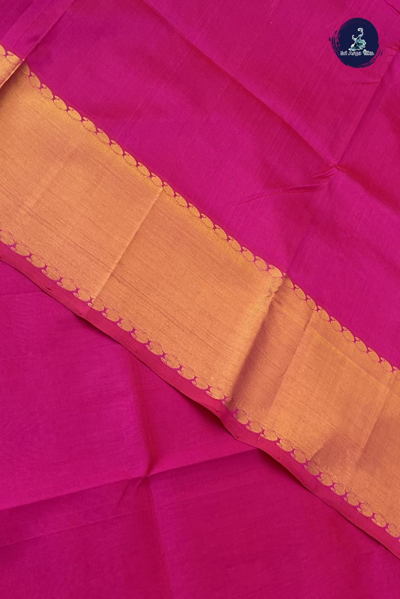 Rani Pink Simple Silk Cotton Saree With Plain Pattern