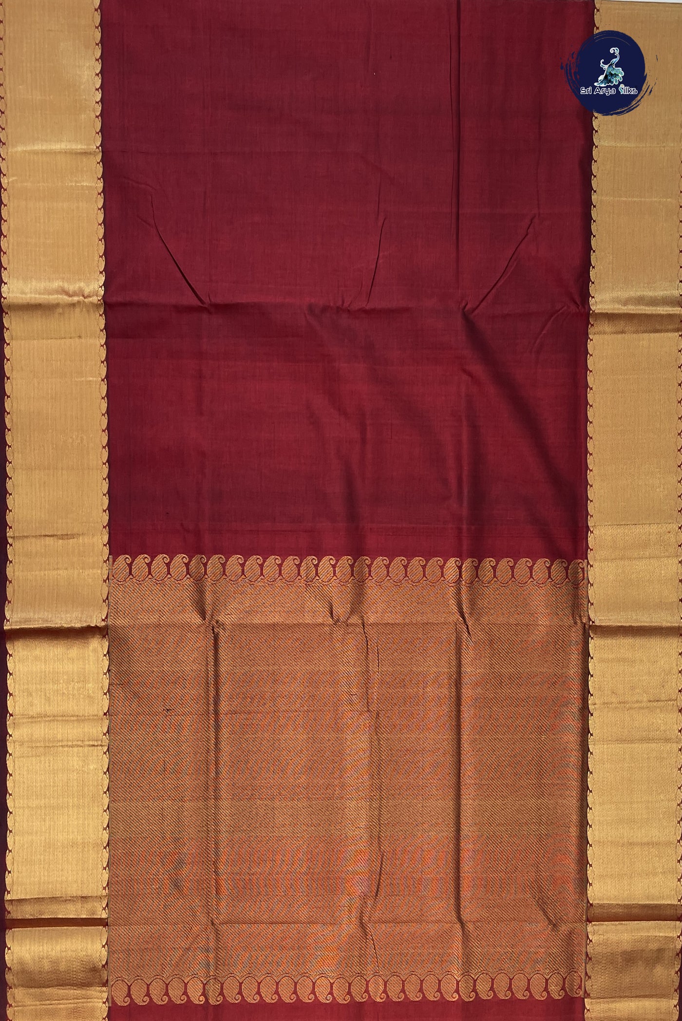 Dual Tone Maroon Simple Silk Cotton Saree With Plain Pattern