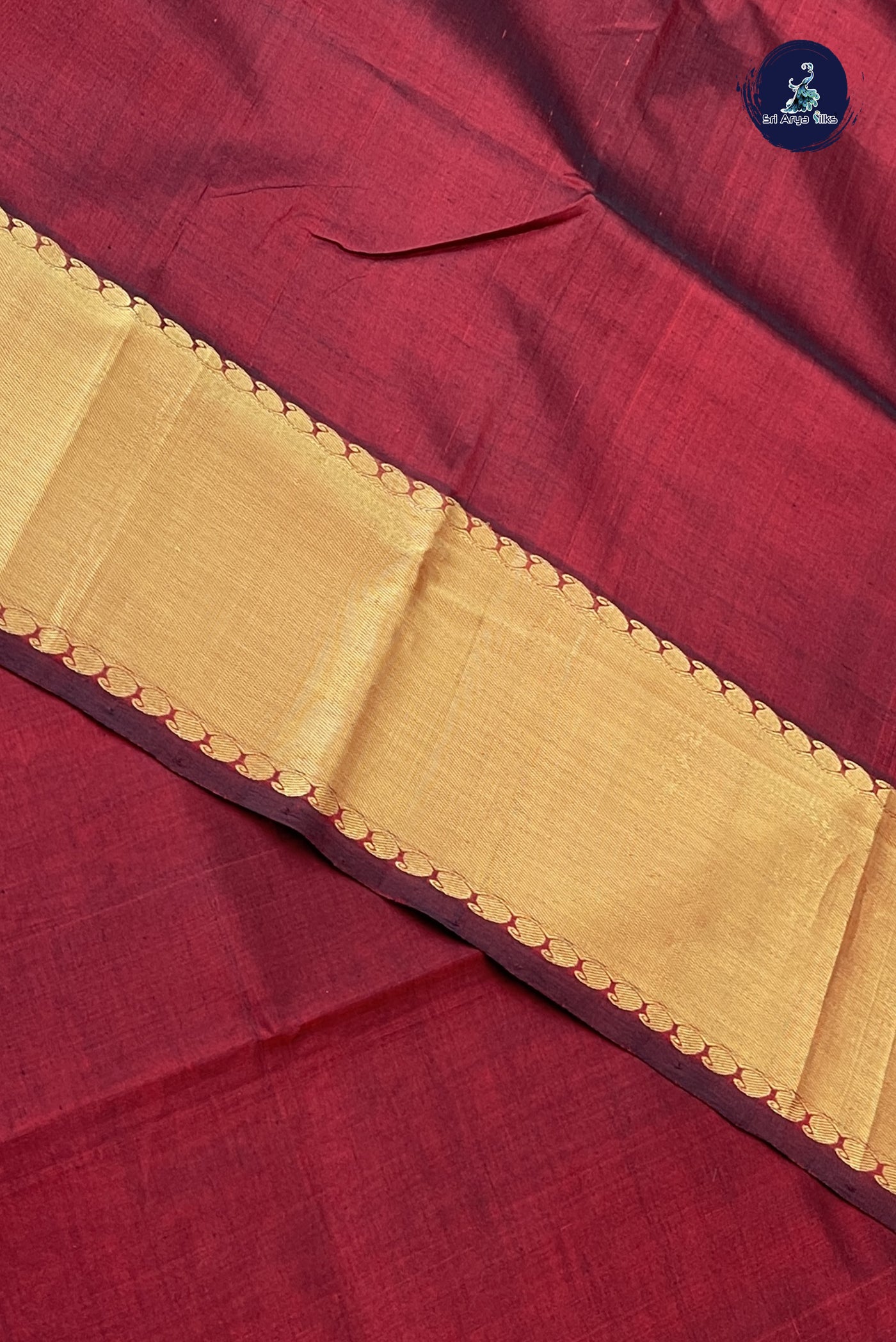 Dual Tone Maroon Simple Silk Cotton Saree With Plain Pattern