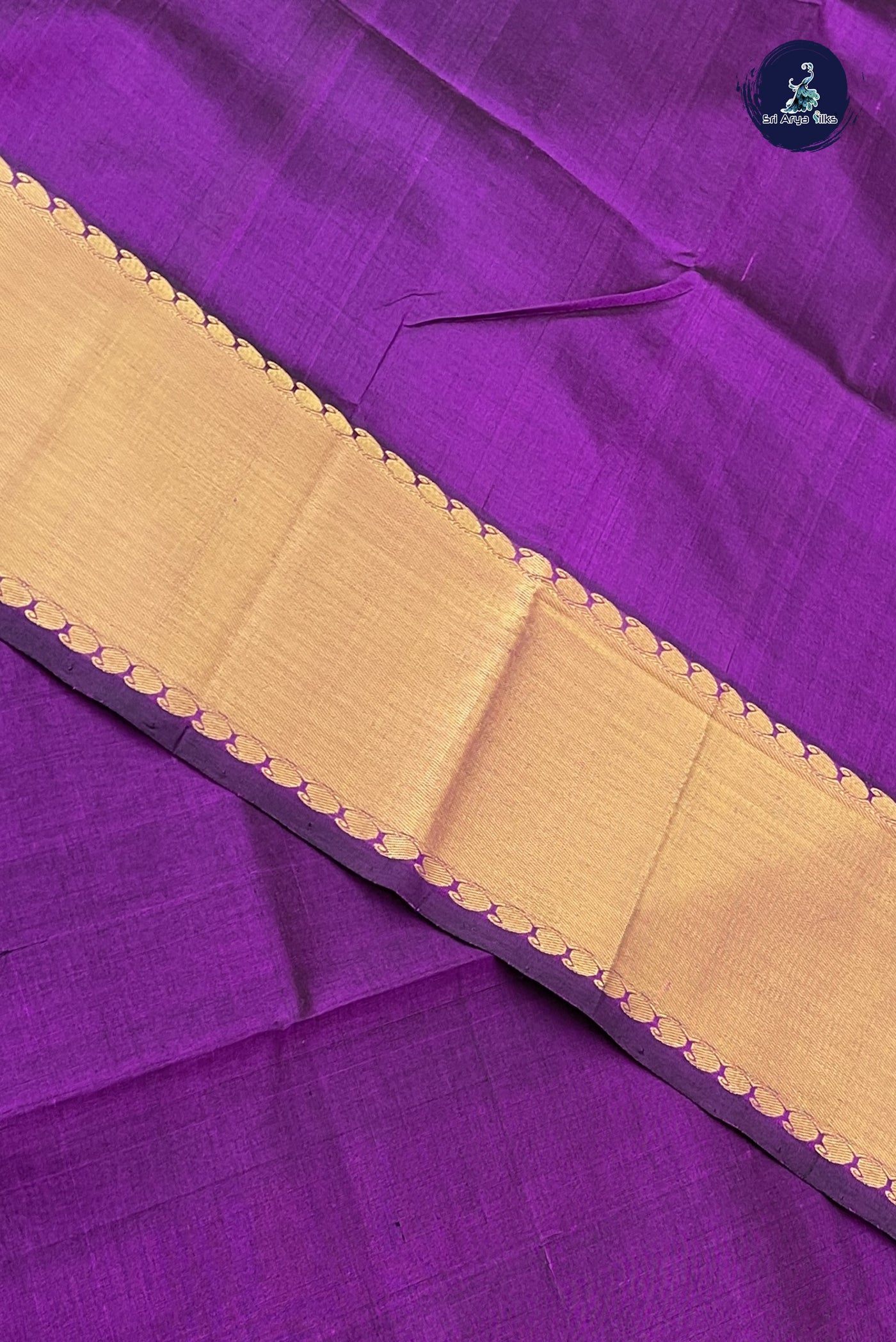 Dual Tone Violet Simple Silk Cotton Saree With Plain Pattern