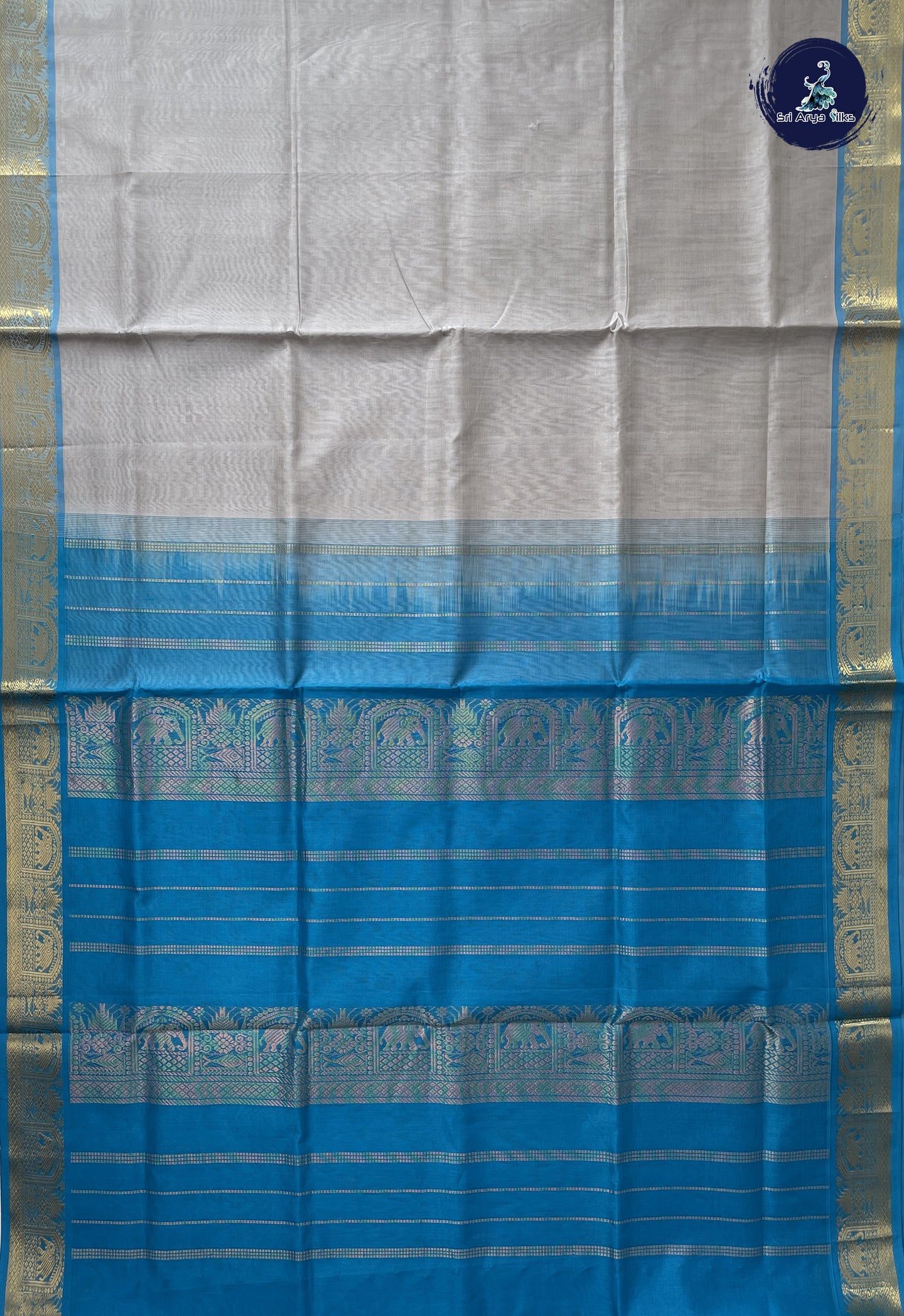 Silver Grey Simple Silk Cotton Saree With Plain Pattern