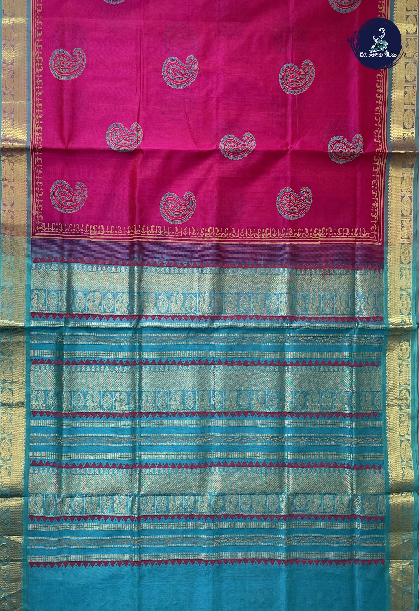 Dark Pink Printed Saree With Printed Pattern