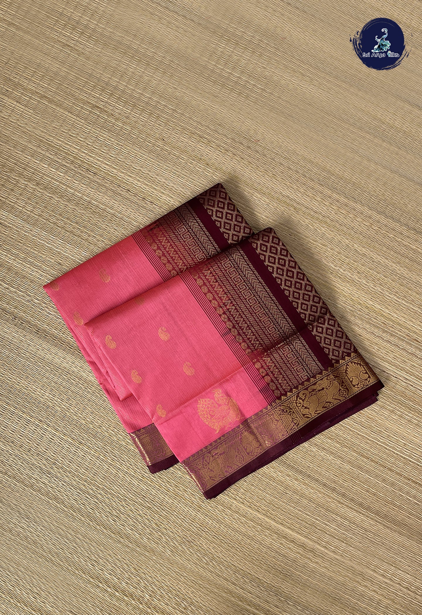 Pinkish Peach Vaira Oosi Silk Cotton Saree With Vaira Oosi Pattern