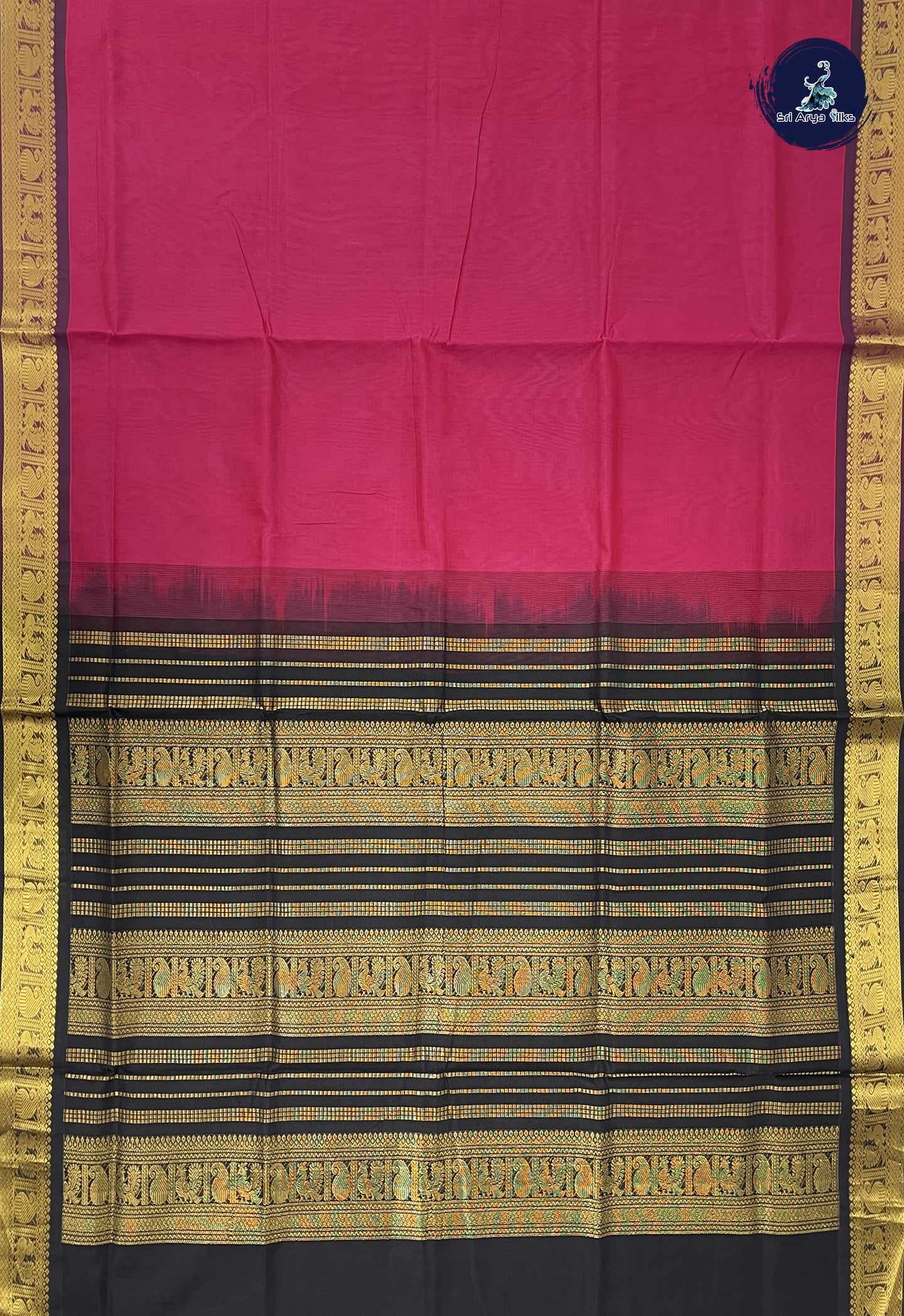 Dark Pink Simple Silk Cotton Saree With Plain Pattern