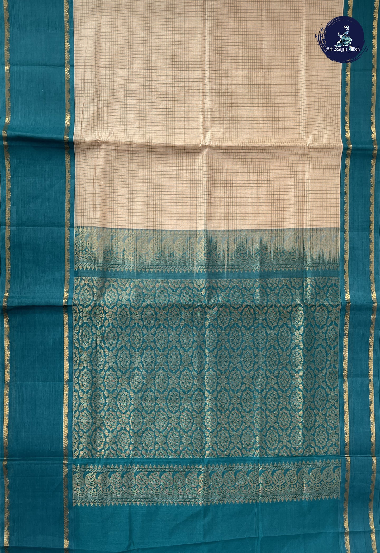Ivory Checked Saree With Checked Pattern