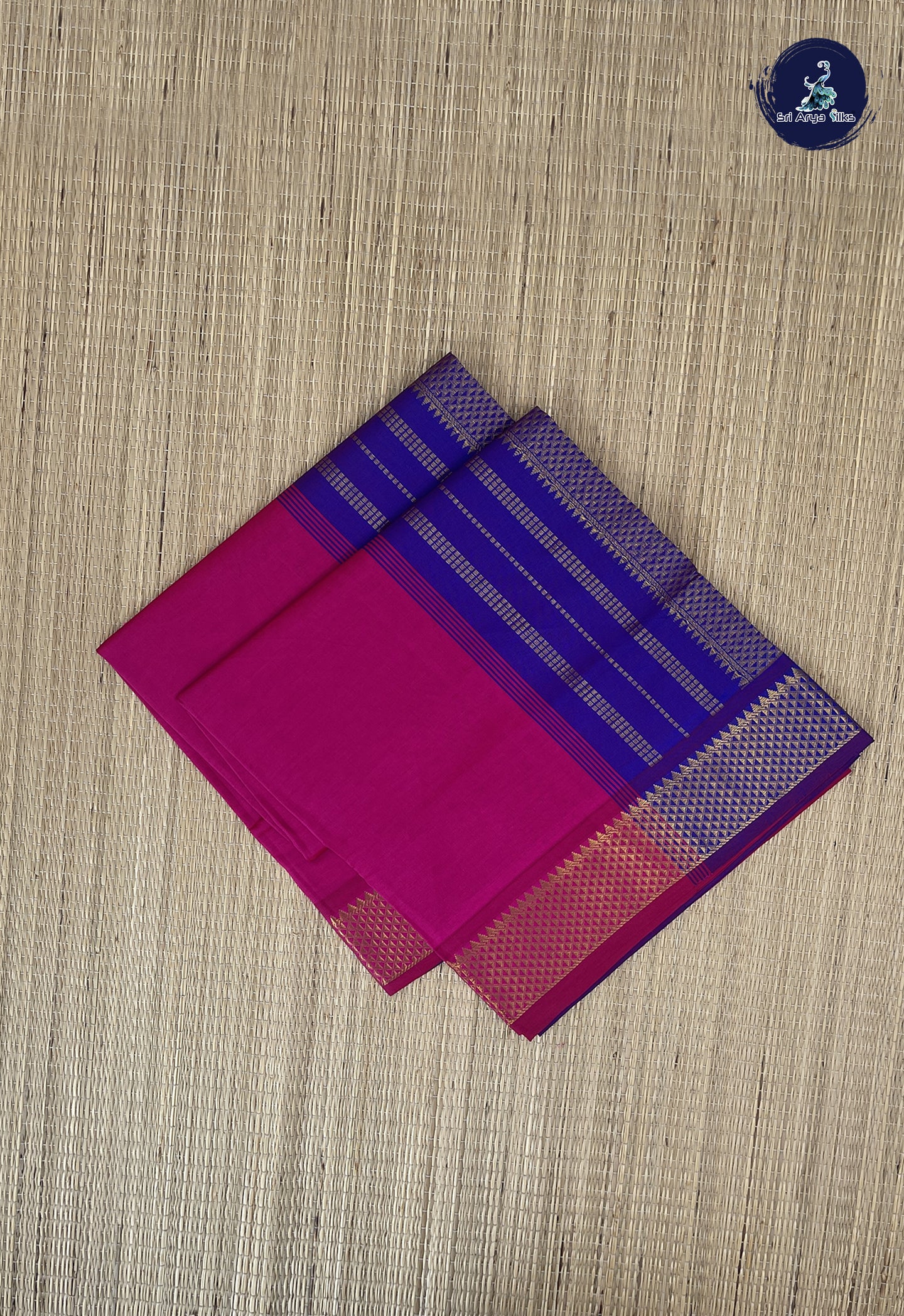 Dark Pink Semi Silk Cotton Saree With Plain Pattern