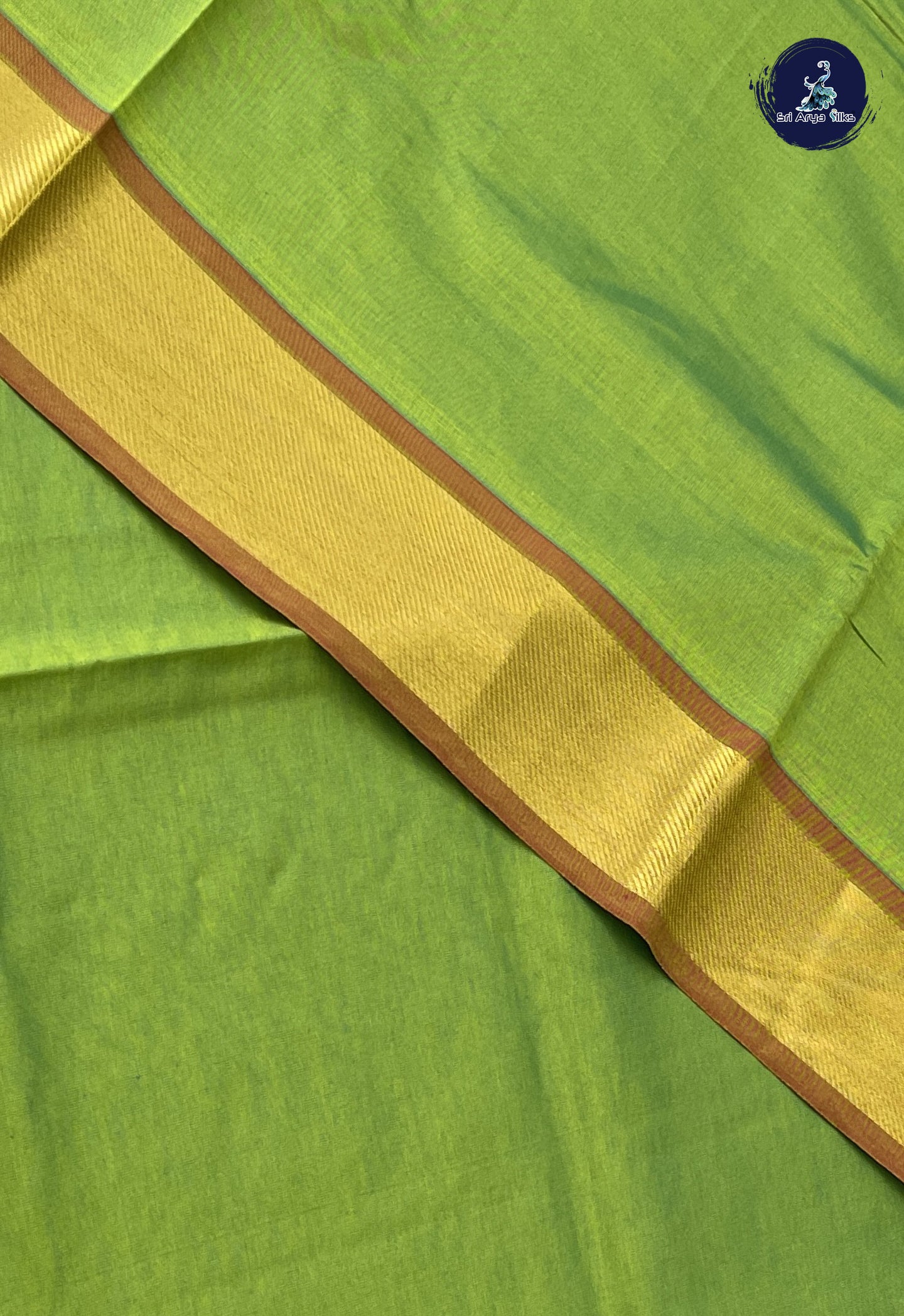 Light Green Semi Silk Cotton Saree With Plain Pattern