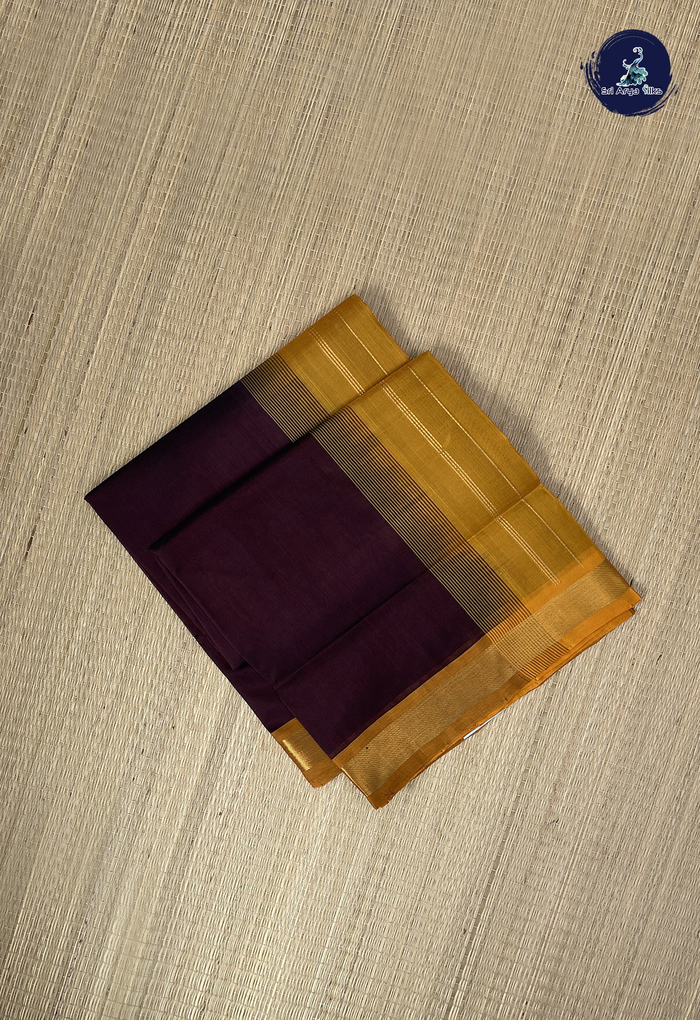 Brown Simple Silk Cotton Saree With Plain Pattern