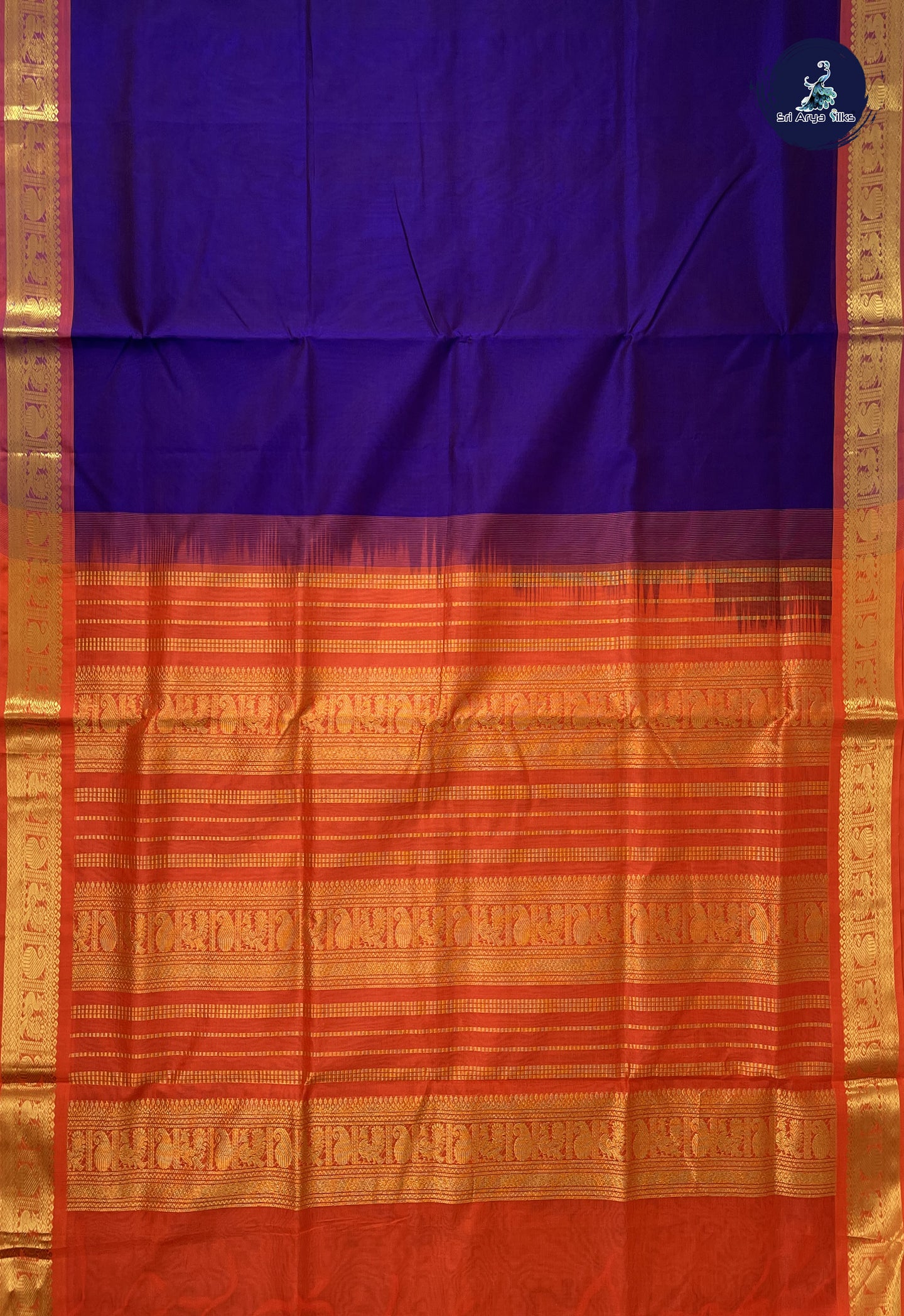Dark Violet Simple Silk Cotton Saree With Plain Pattern