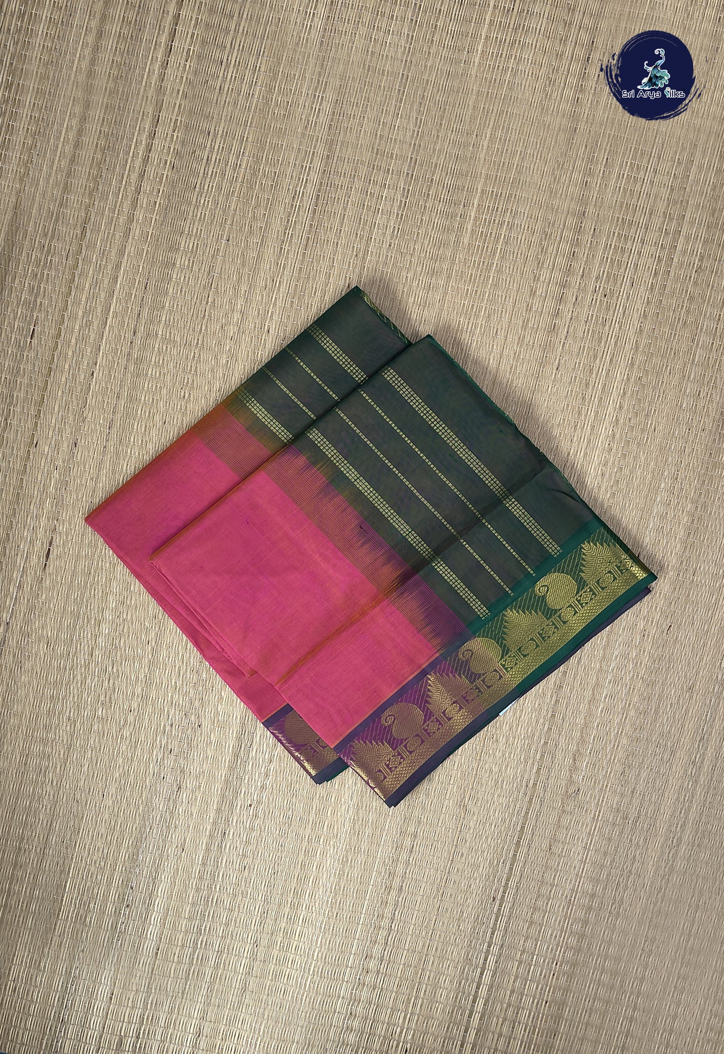 Dual Tone Pink Simple Silk Cotton Saree With Plain Pattern