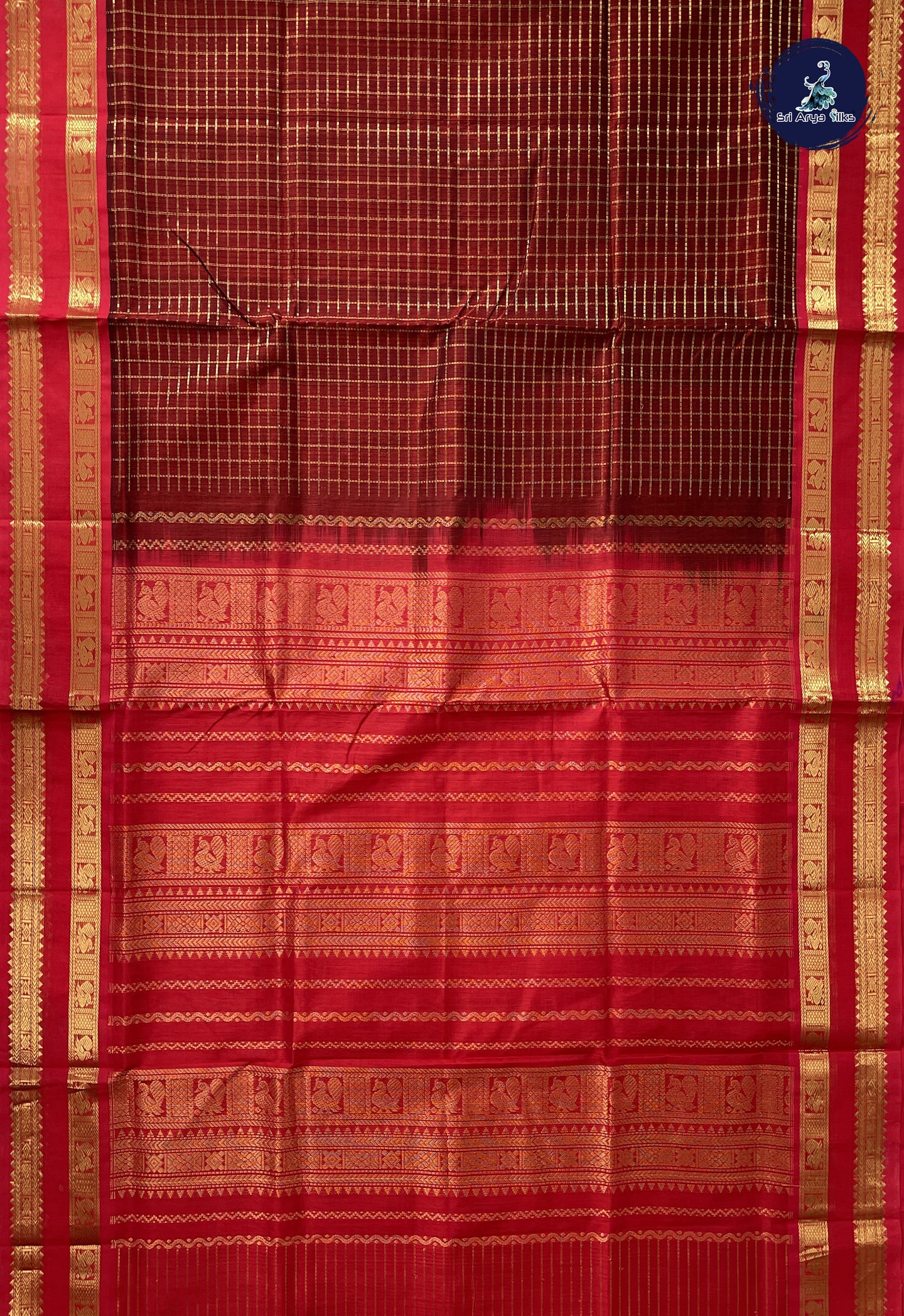 Dual Tone Maroon Checked Saree With Zari Checked Pattern