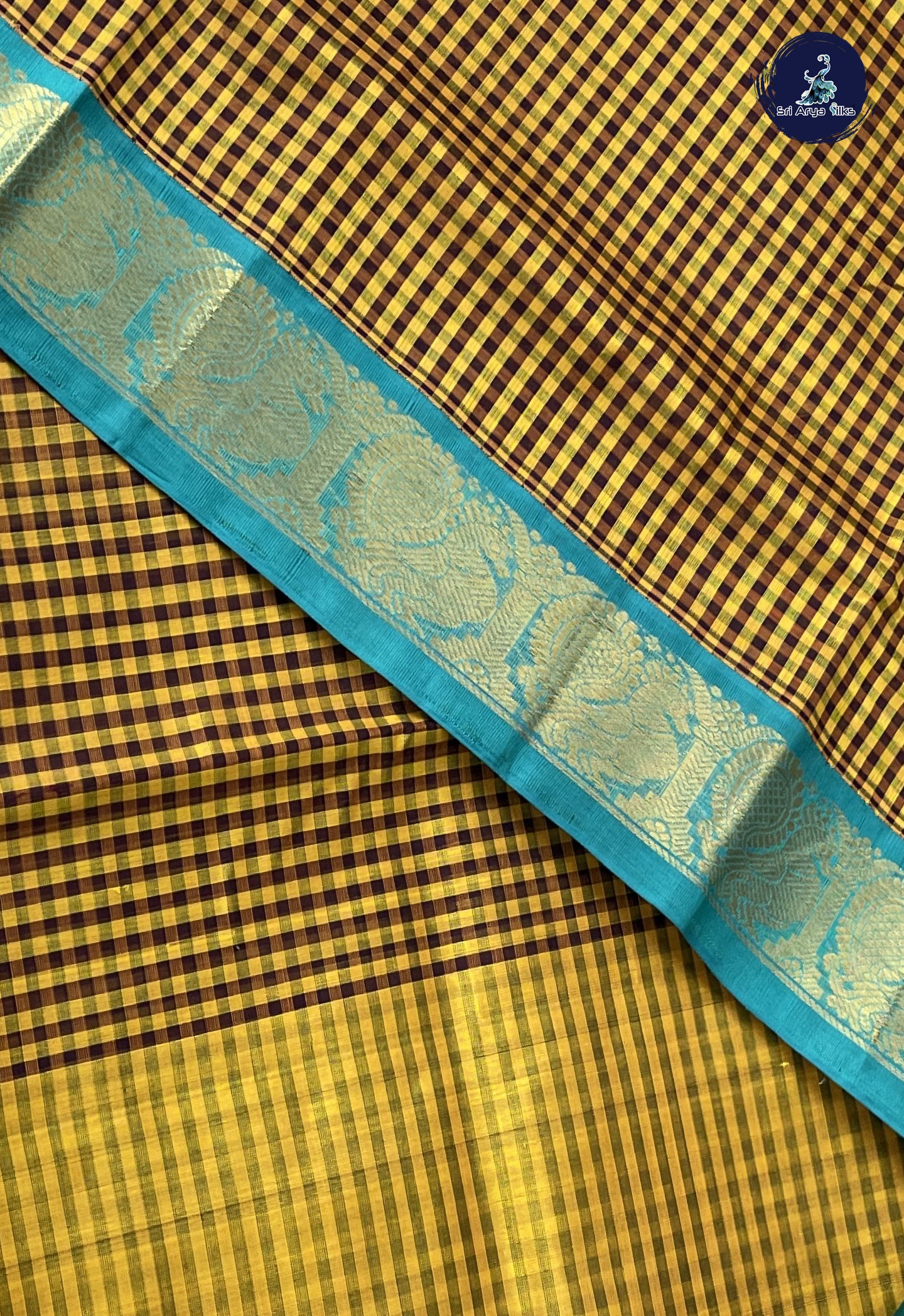 Multi Colour Checked Saree With Checked Pattern